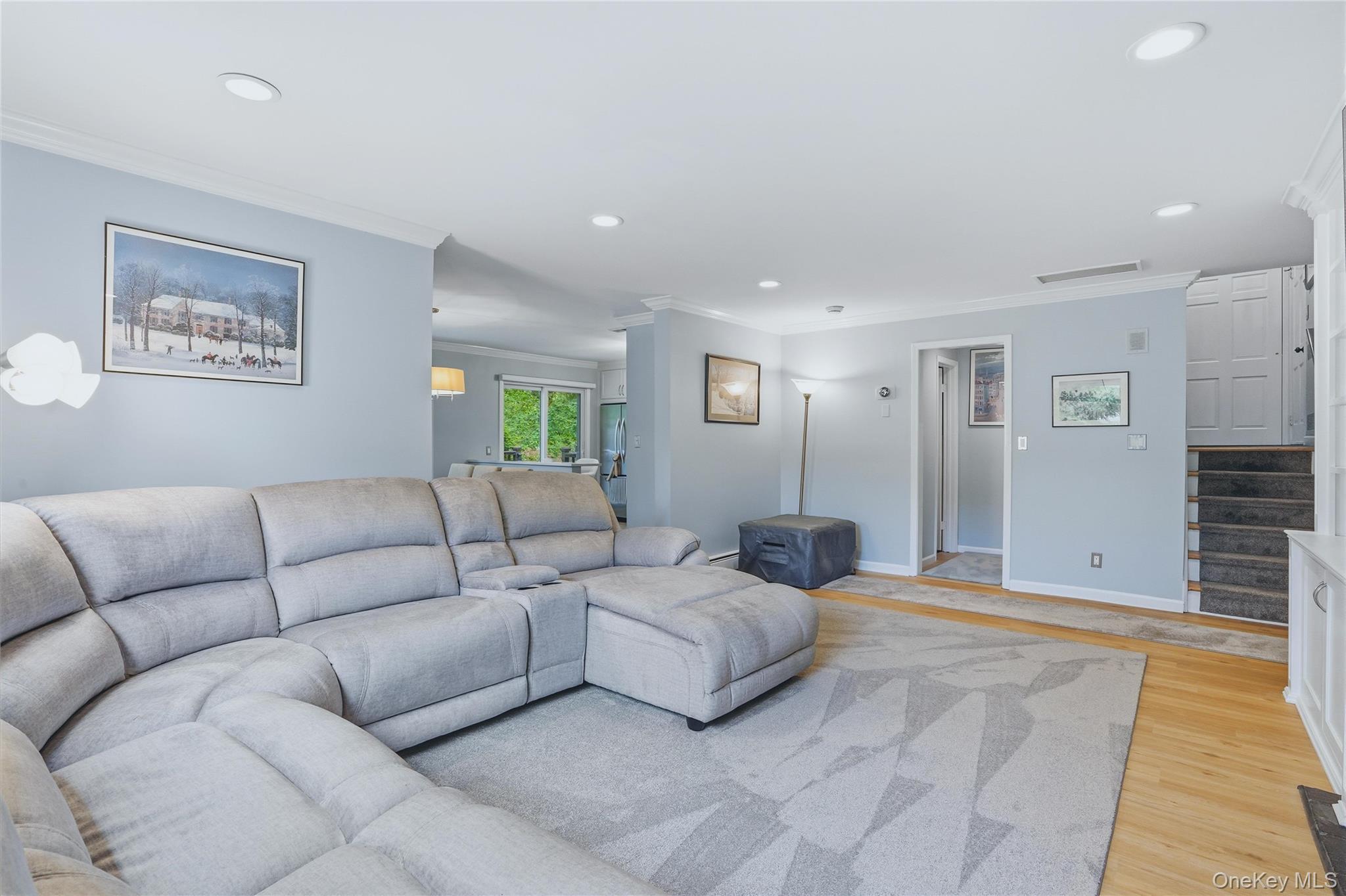 2 Timberland Pass – For Sale photo 4