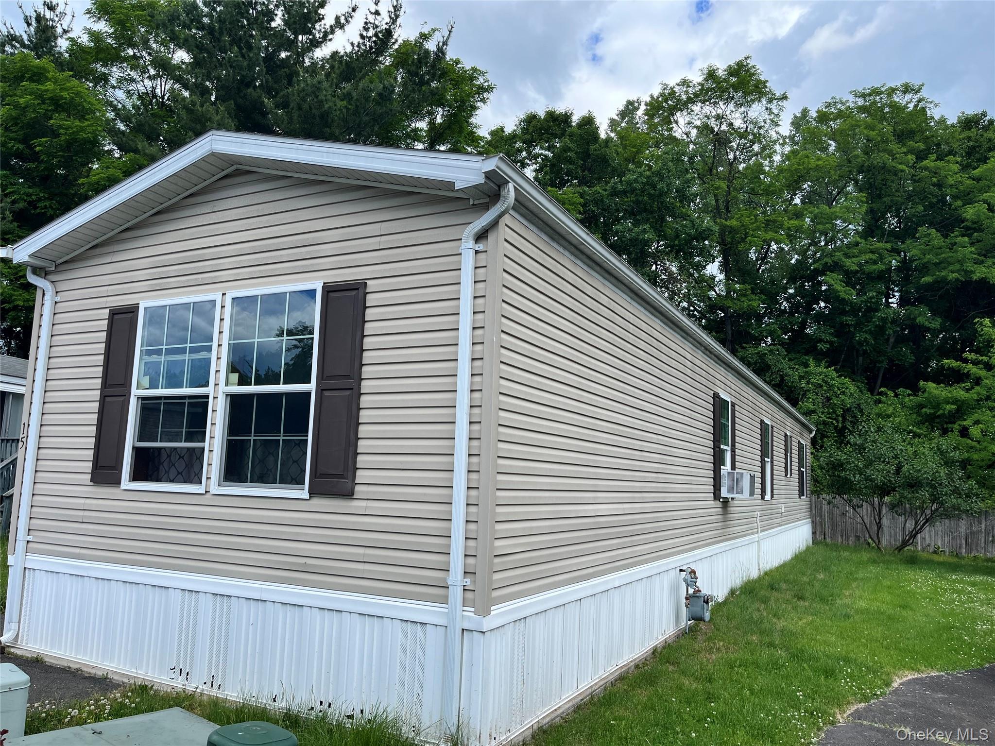 15 Kimberly – For Sale photo 16