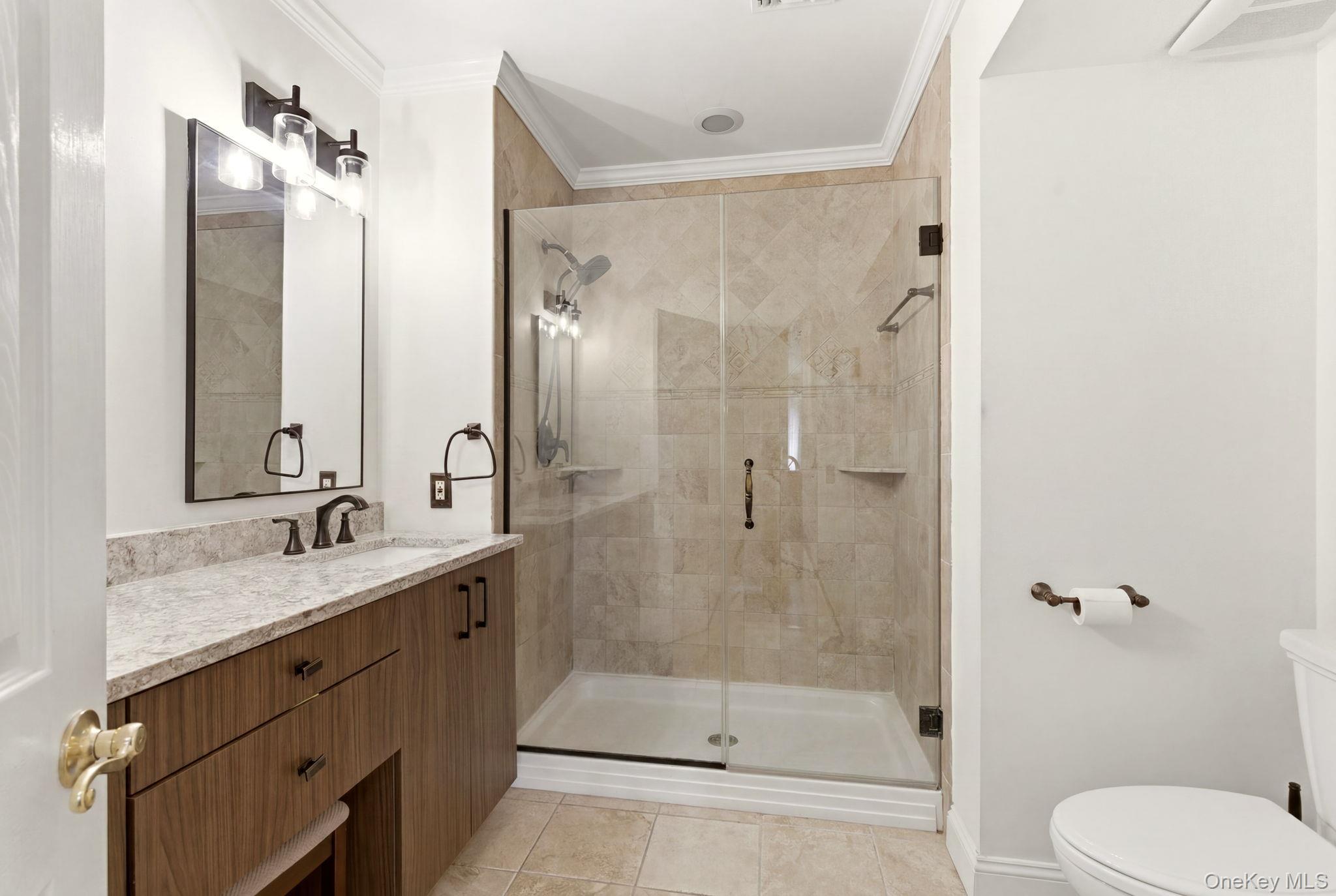 1 Robert Lane – For Sale photo 14