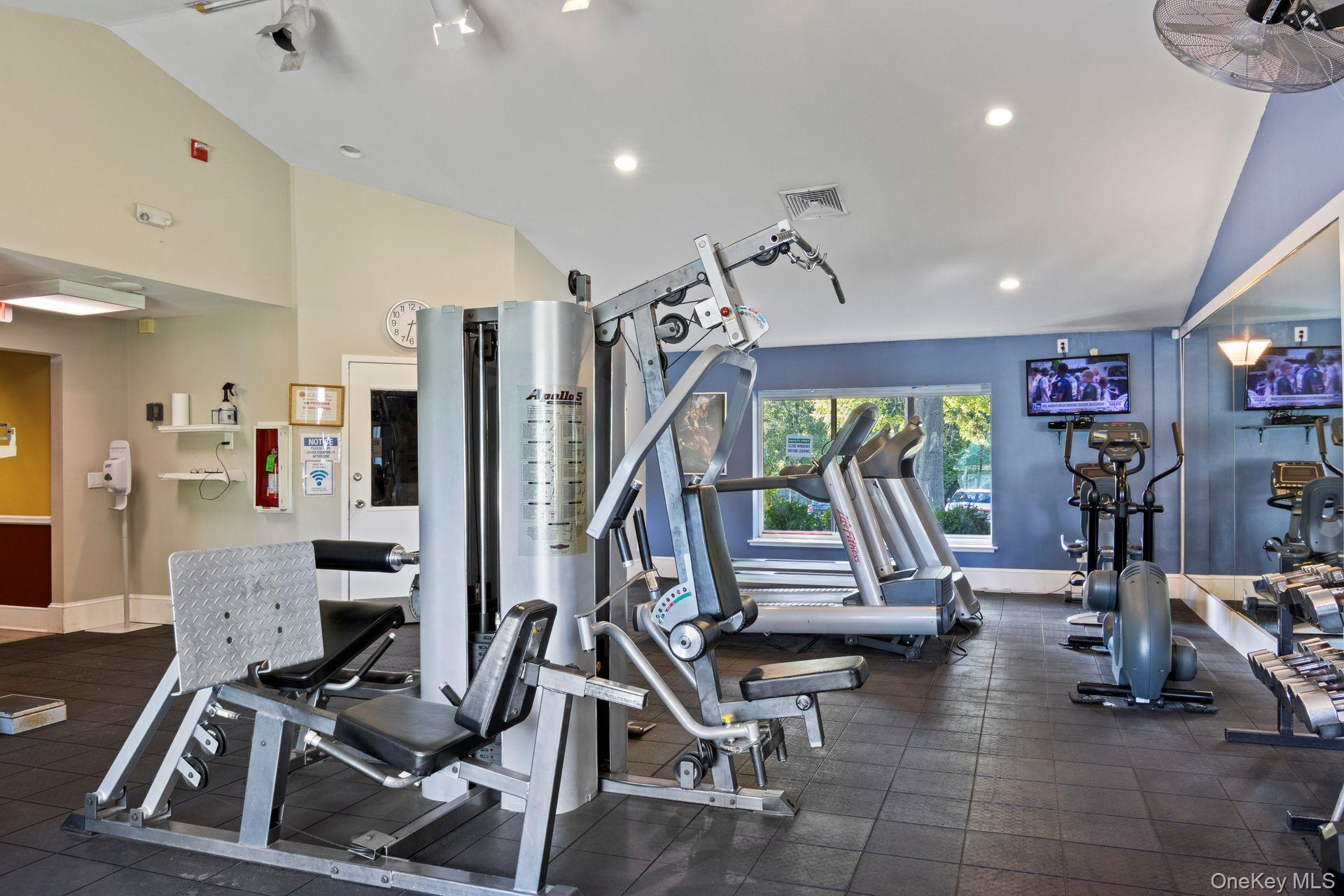 1 Robert Lane – For Sale photo 33