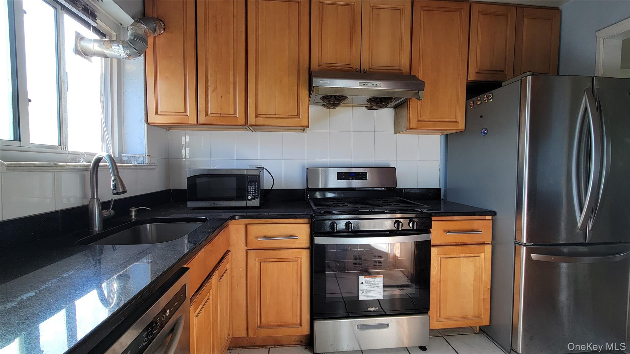 66-10 111 Street, Unit 3B photo 3