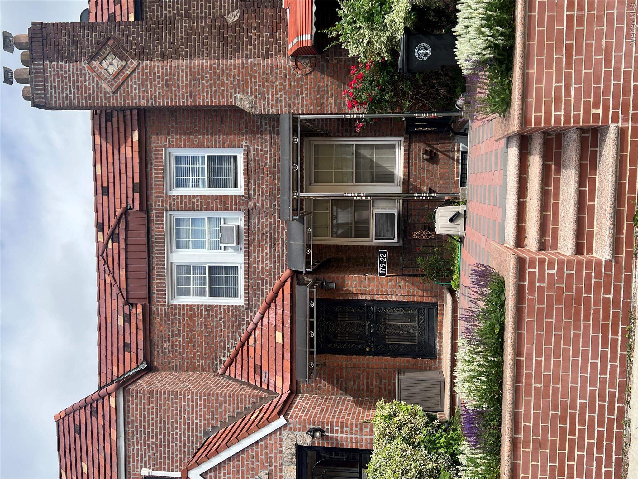 179-22 Anderson Road – For Sale