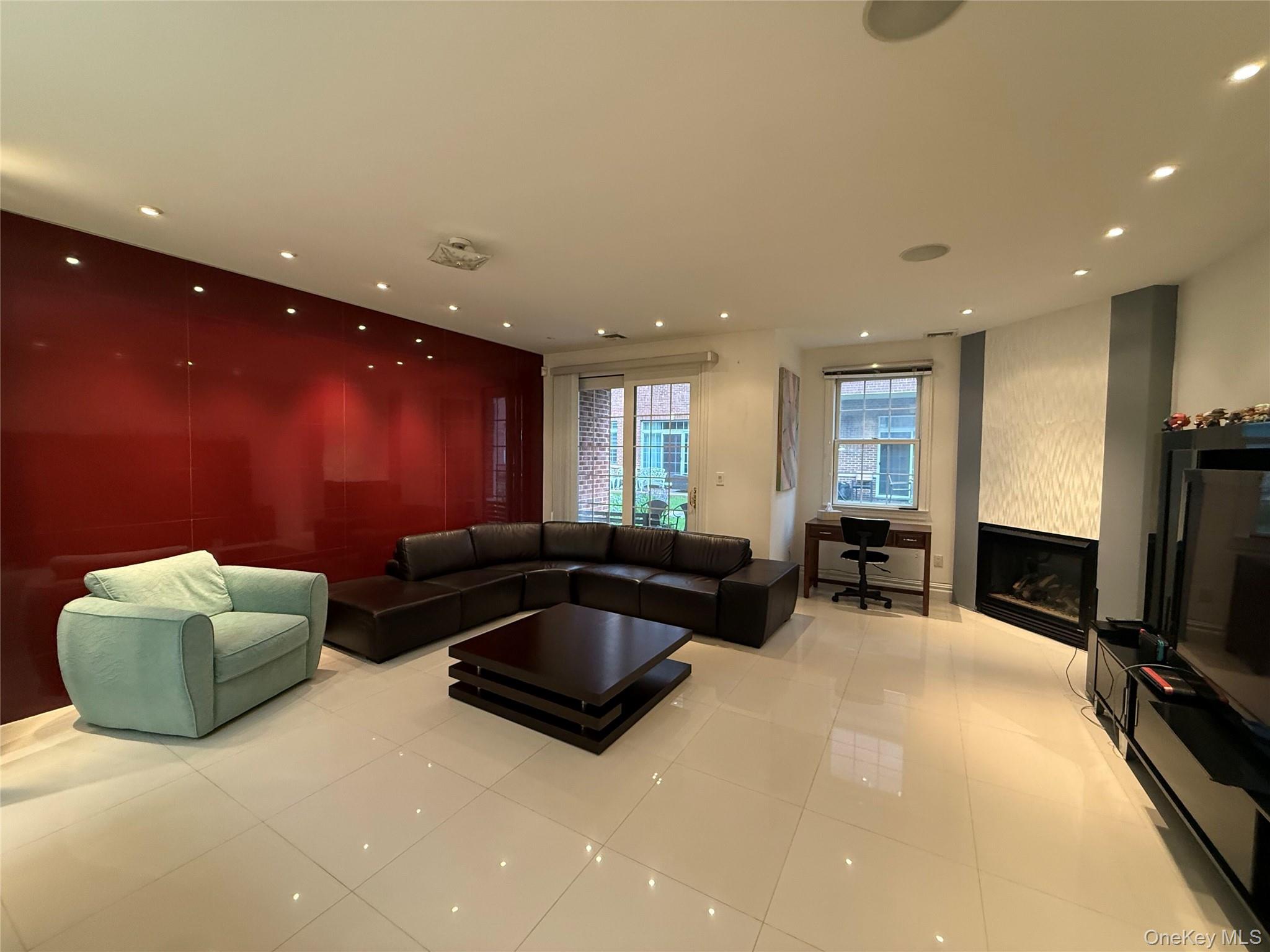 40 Portico Place – For Sale photo 3