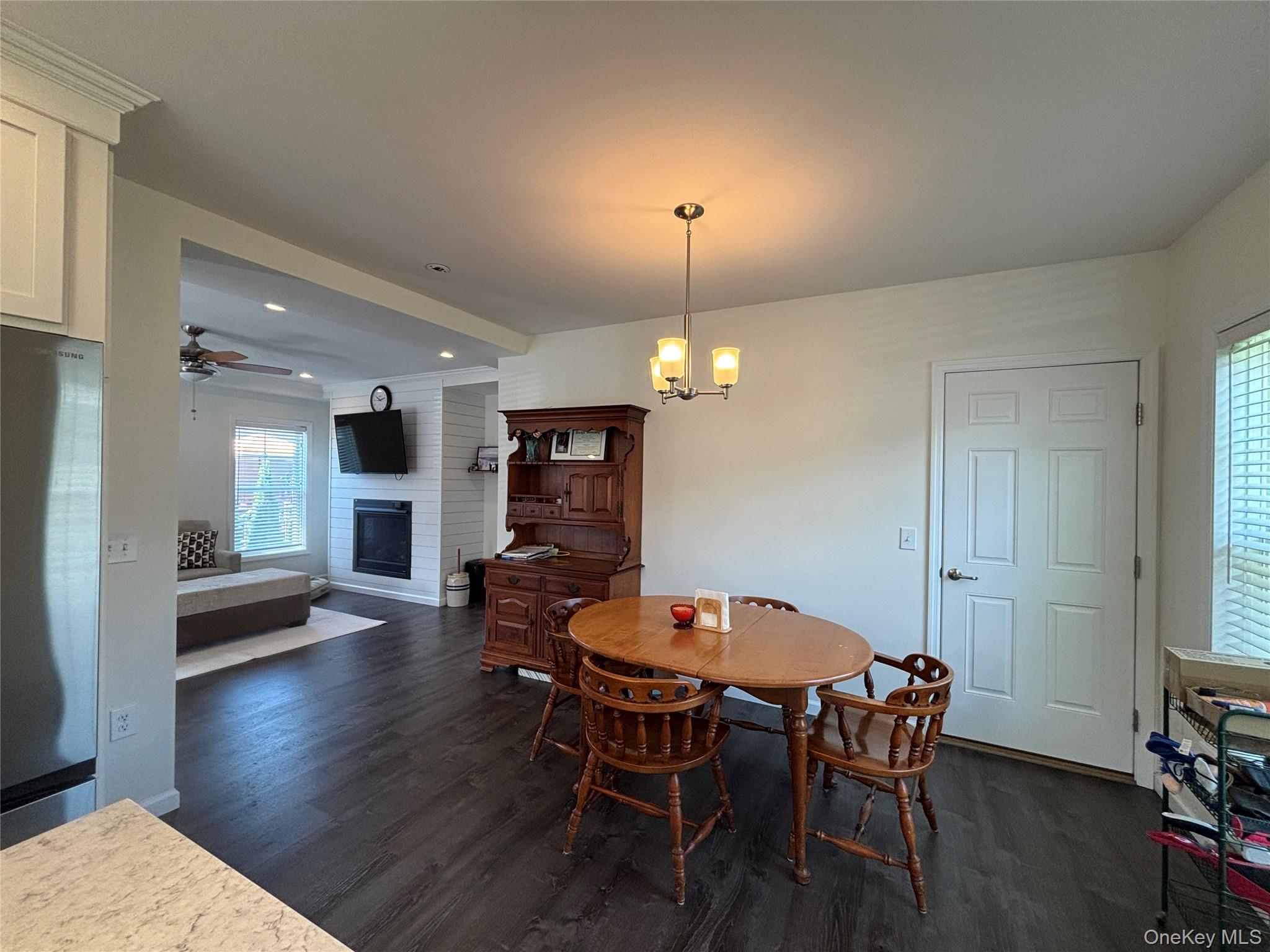 1661 Old Country Road, Unit 563 photo 16