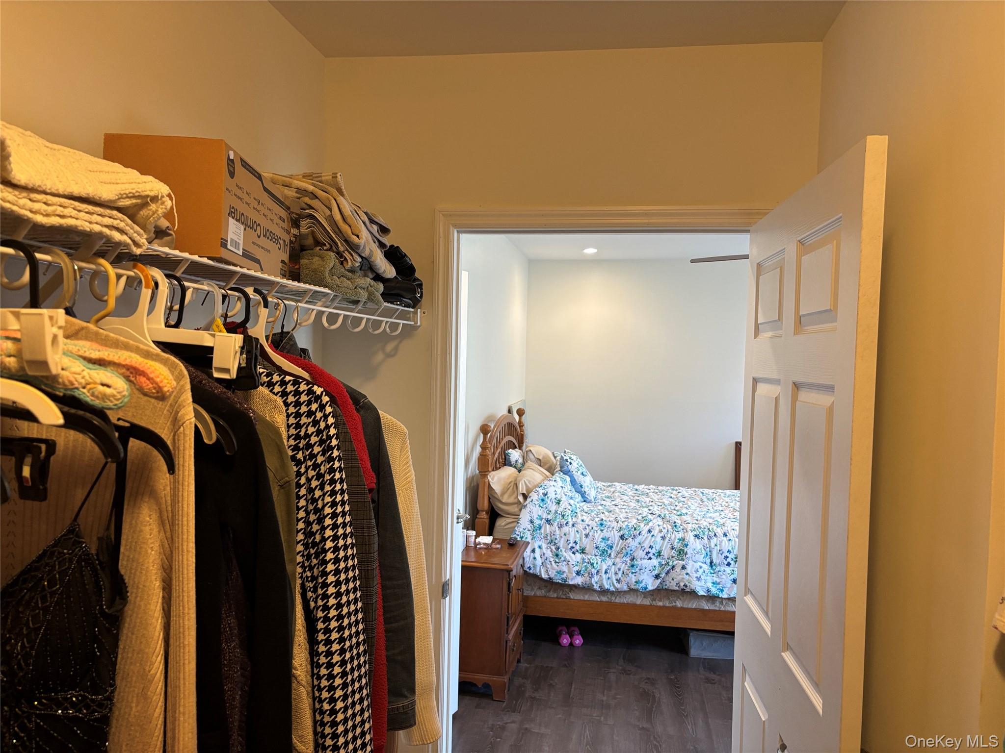 1661 Old Country Road, Unit 563 photo 36