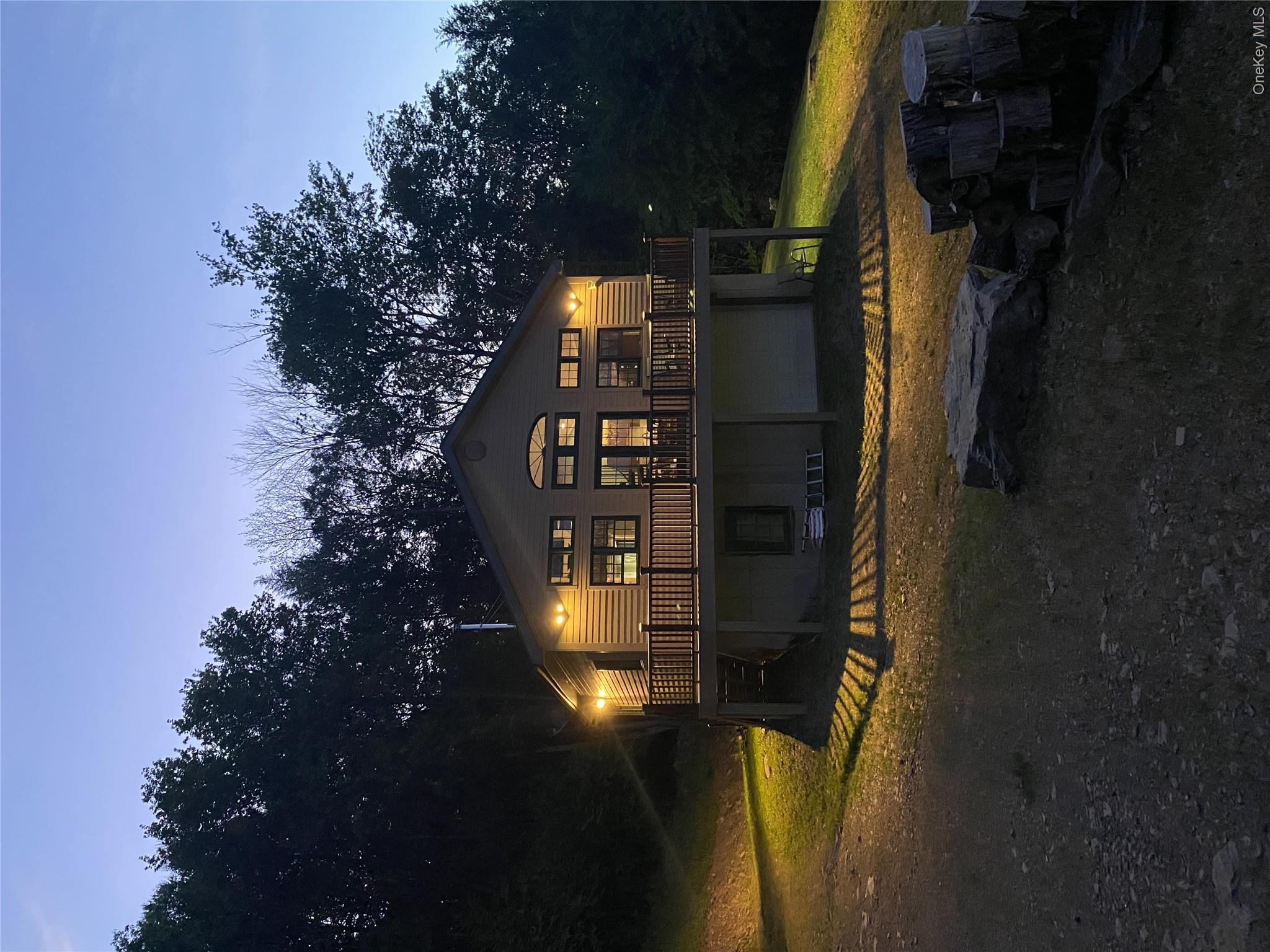 157 Wolfs Lair – For Sale