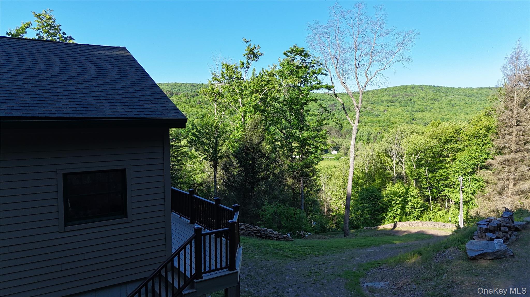 157 Wolfs Lair – For Sale photo 41