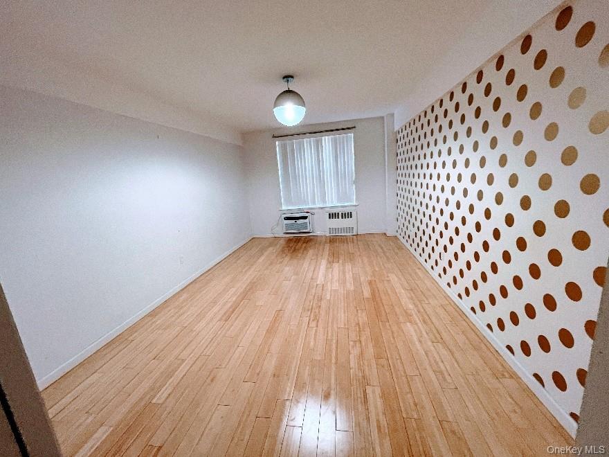 142-05 Roosevelt Avenue, Unit 415 photo 10