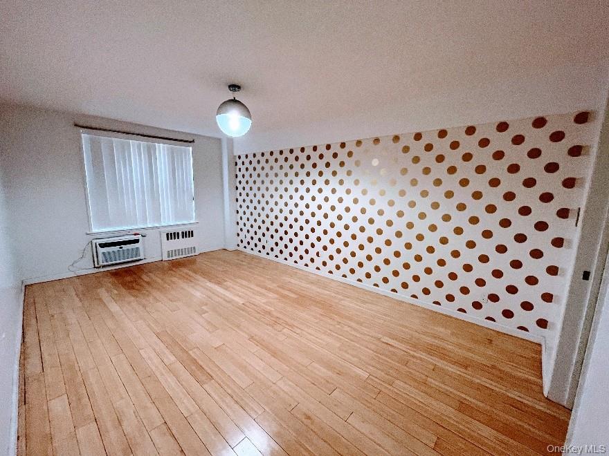 142-05 Roosevelt Avenue, Unit 415 photo 11