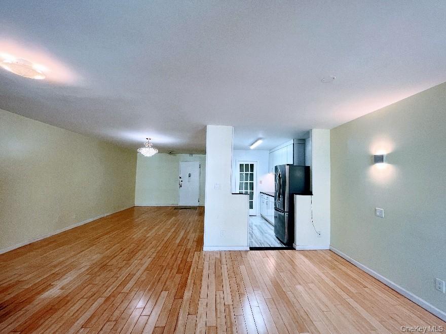 142-05 Roosevelt Avenue, Unit 415 photo 4