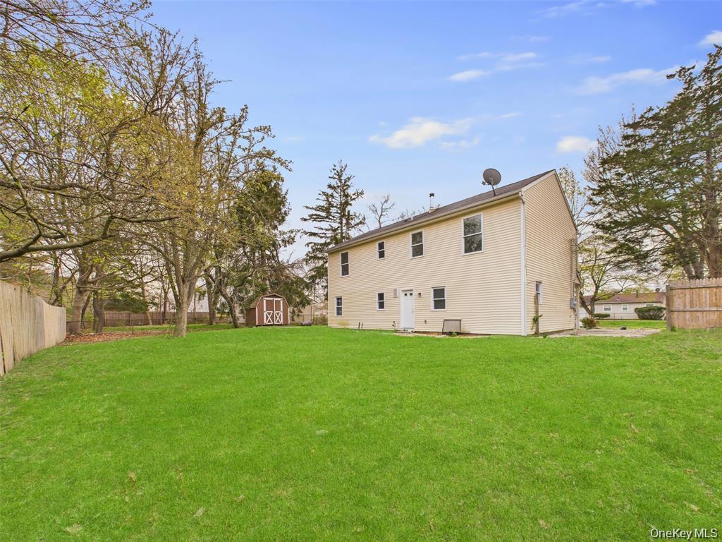 613 Bourdois Avenue – For Sale photo 5