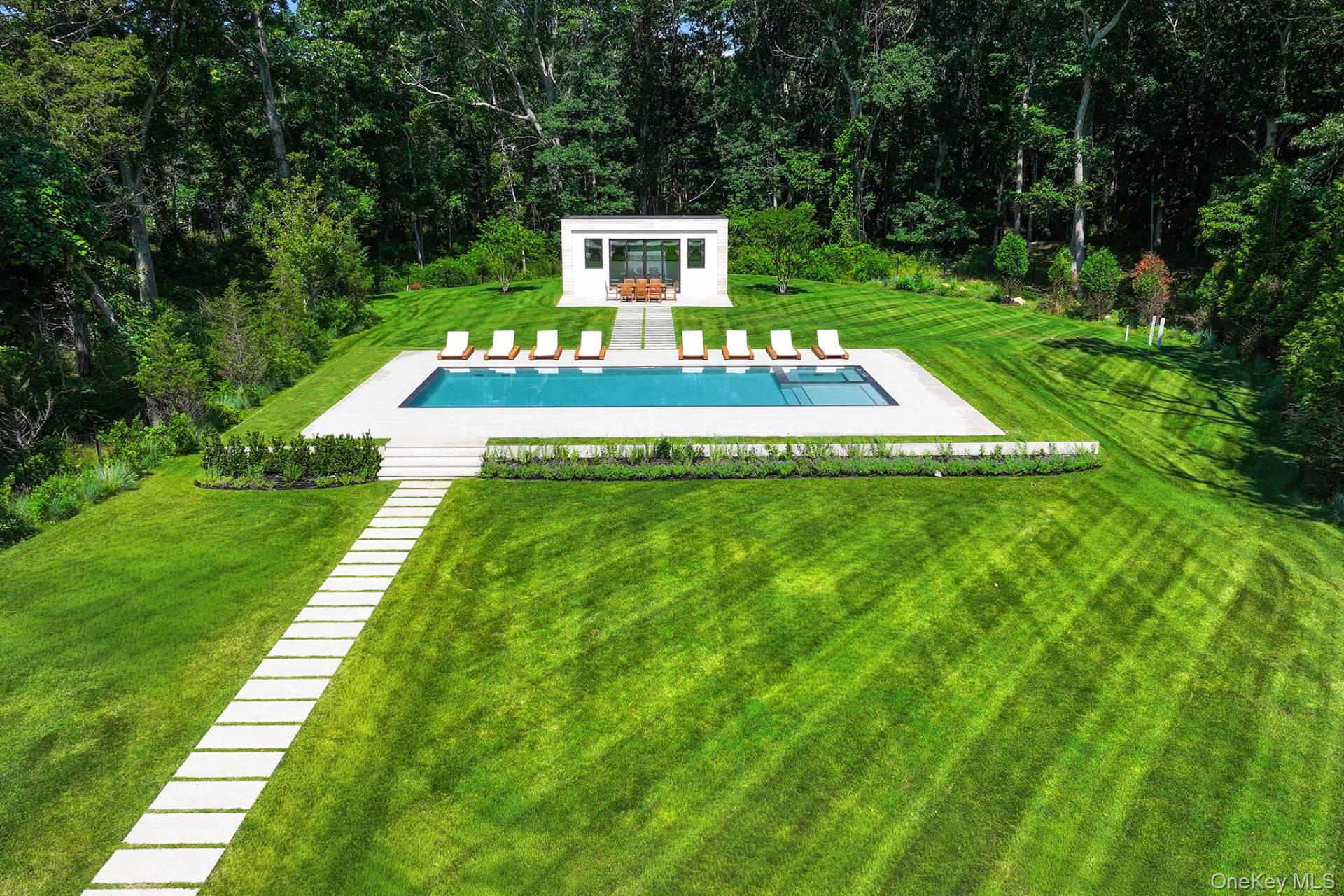 27 Fresh Pond Road – For Rent photo 2