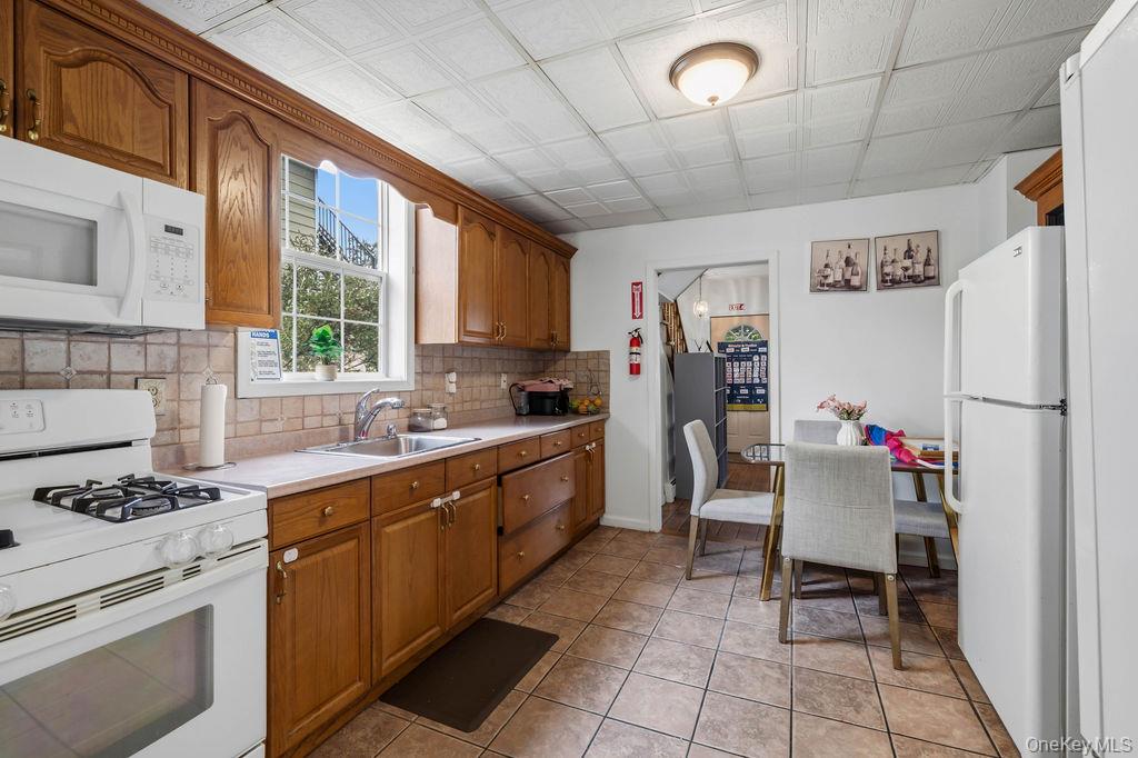 29 Blauvelt Avenue – For Sale photo 10