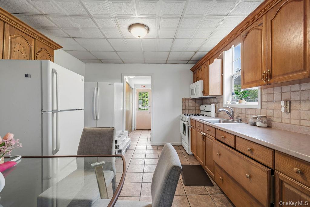 29 Blauvelt Avenue – For Sale photo 11