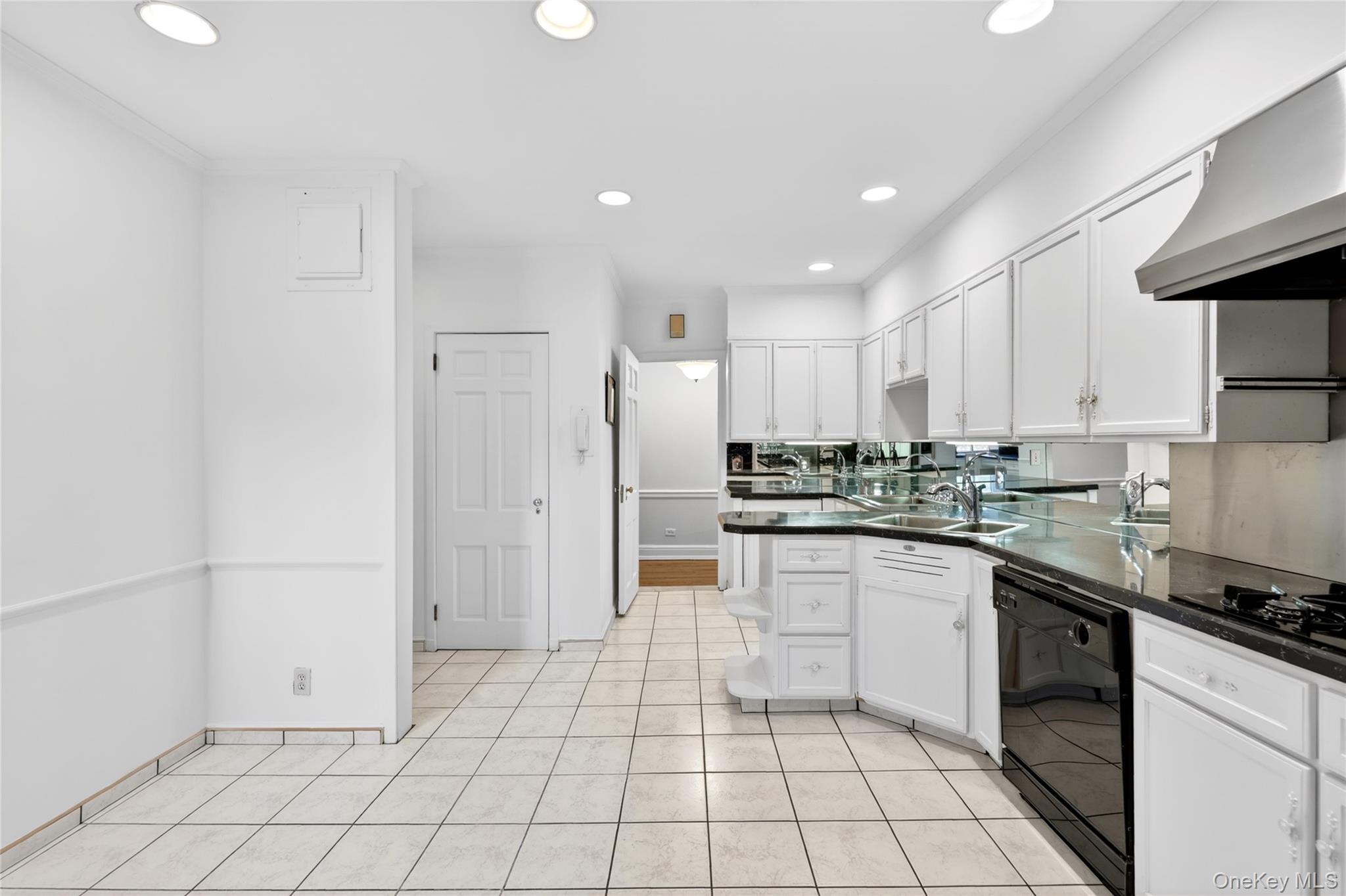10 Brooklands, Unit 5H photo 11