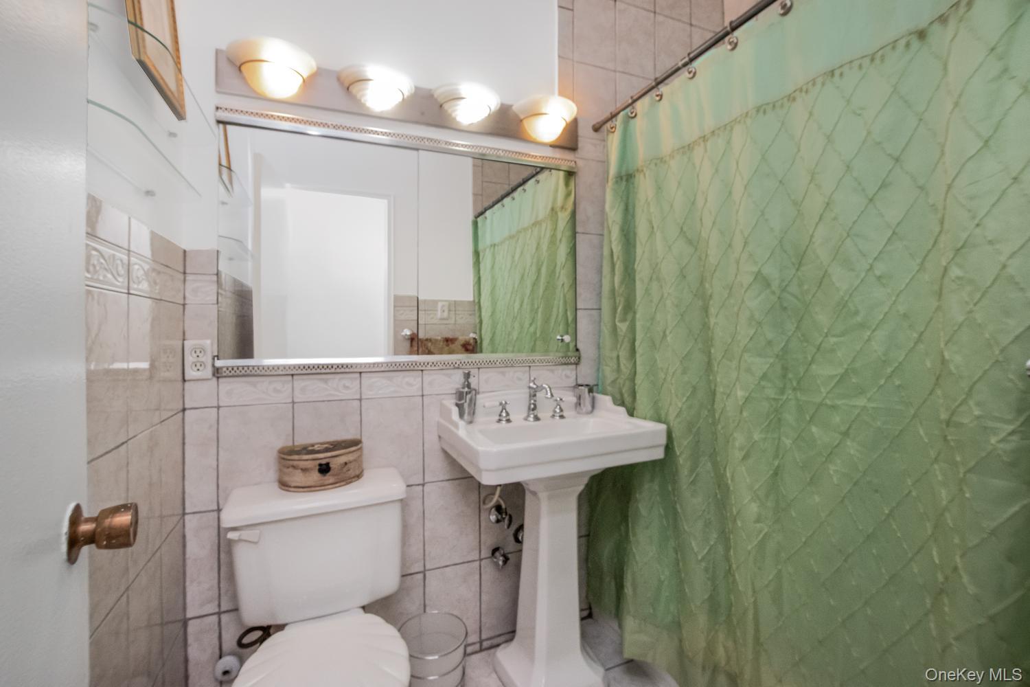 2500 Johnson Avenue, Unit 1L photo 10