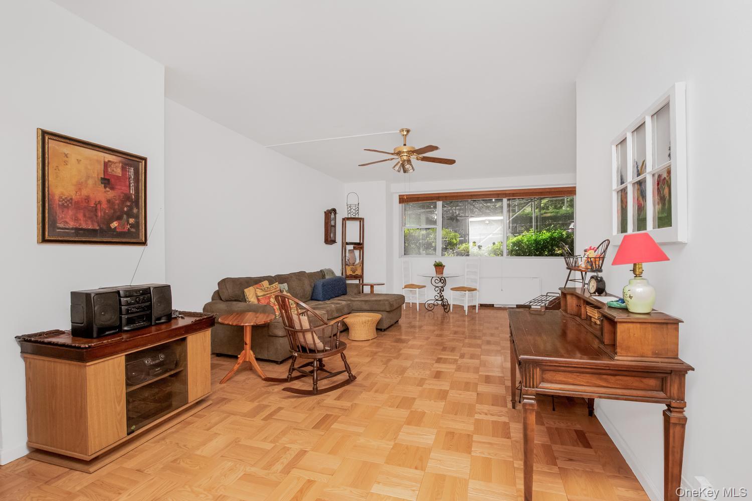 2500 Johnson Avenue, Unit 1L
