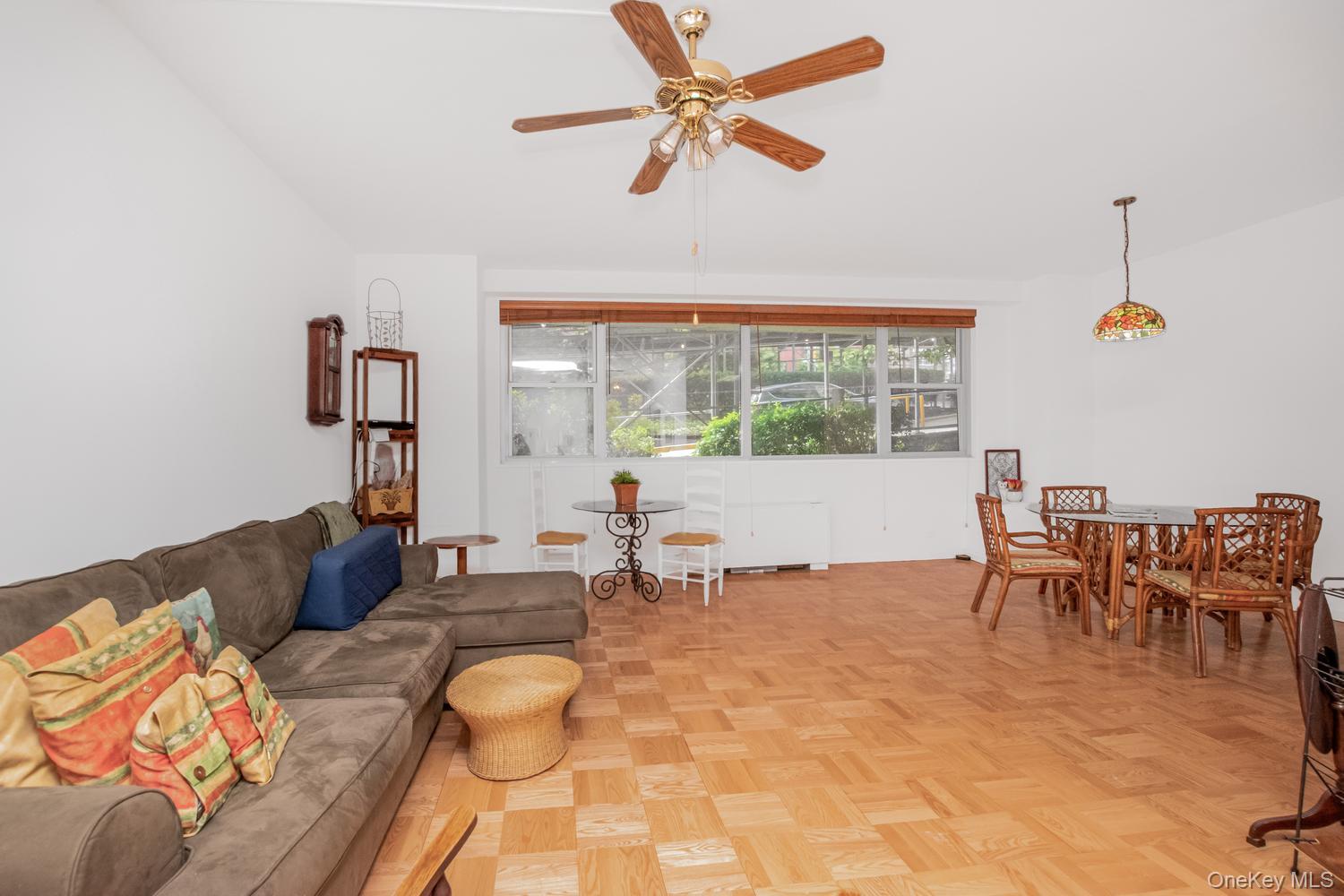 2500 Johnson Avenue, Unit 1L photo 2