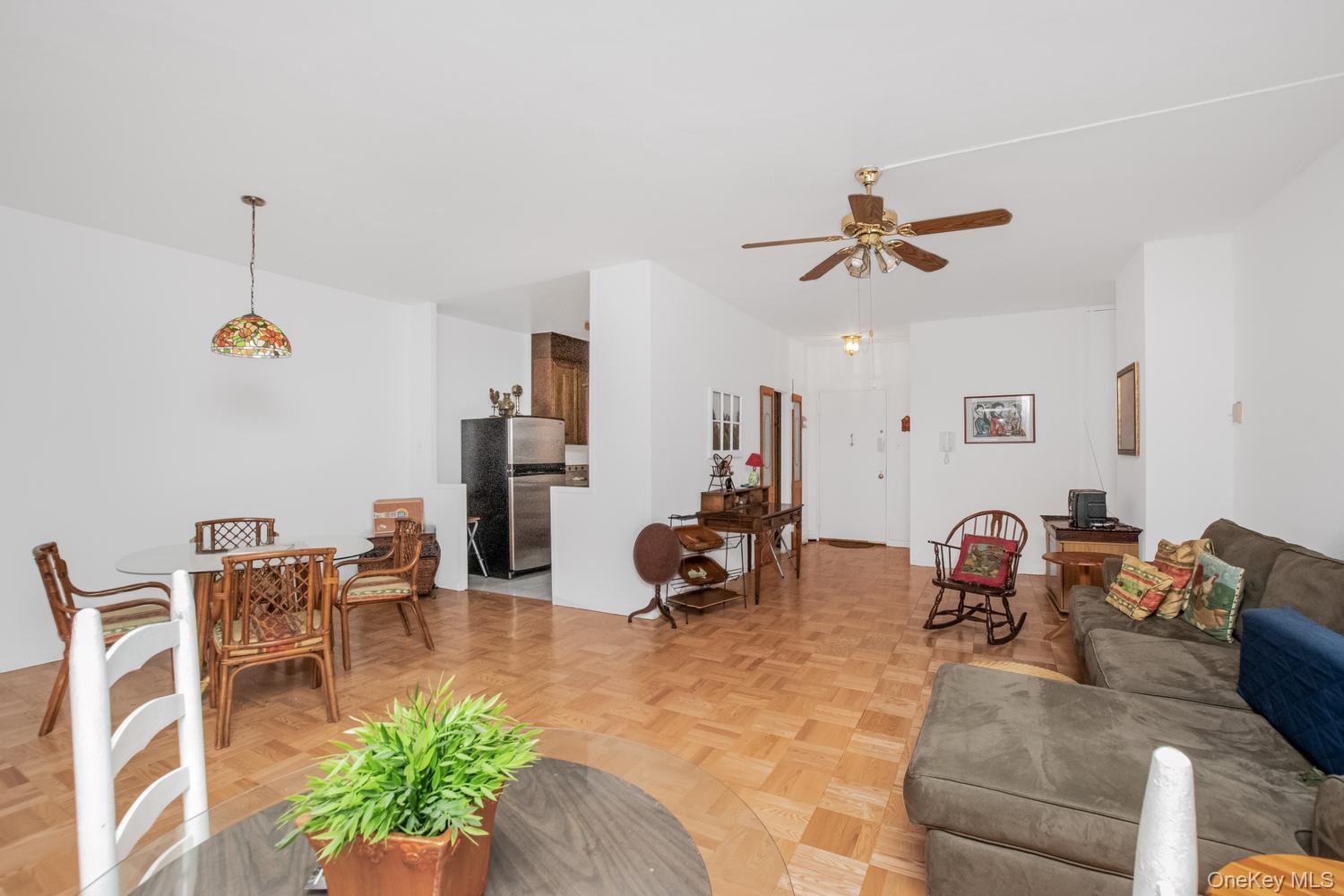 2500 Johnson Avenue, Unit 1L photo 6