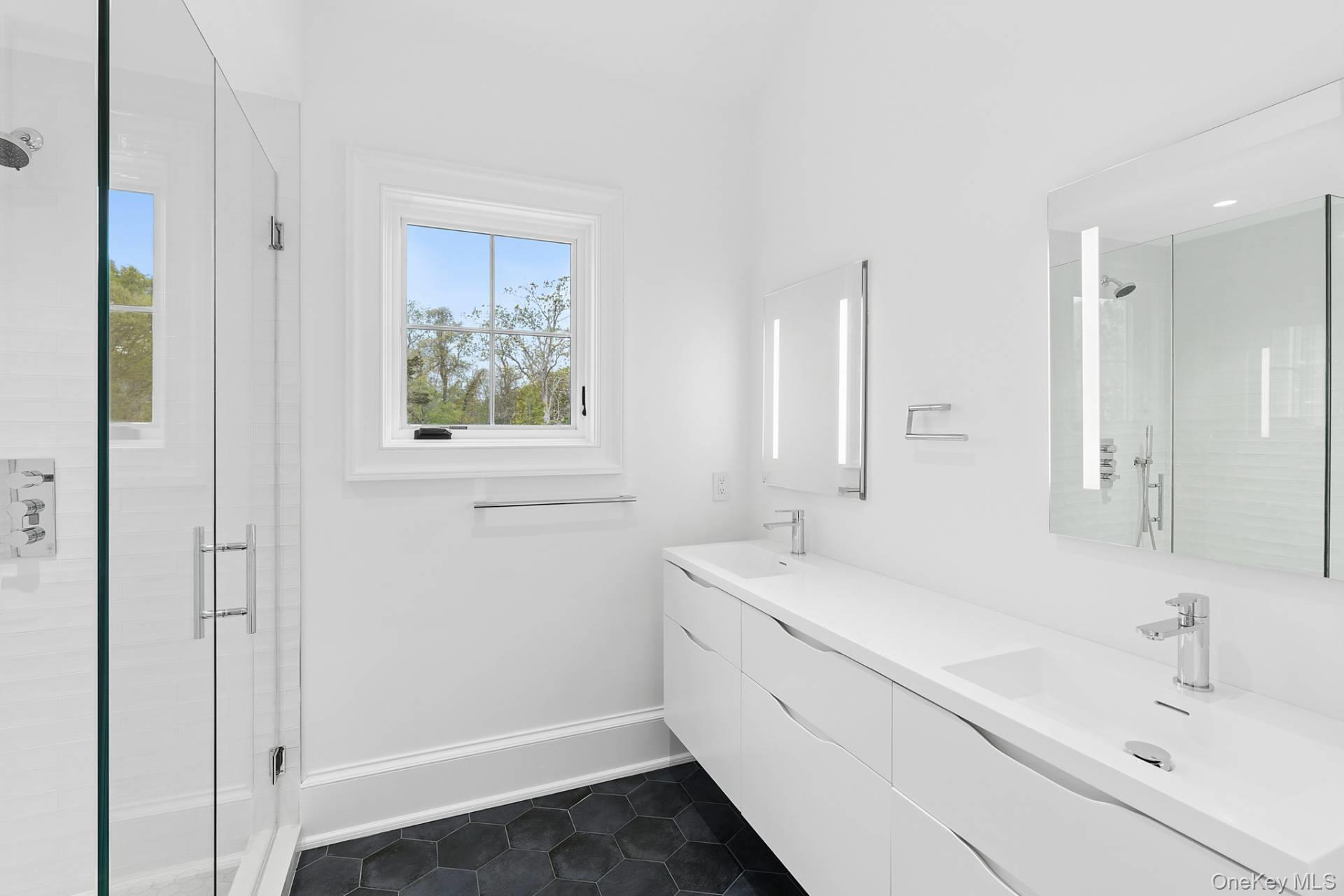 25 Fresh Pond Road – For Rent photo 27