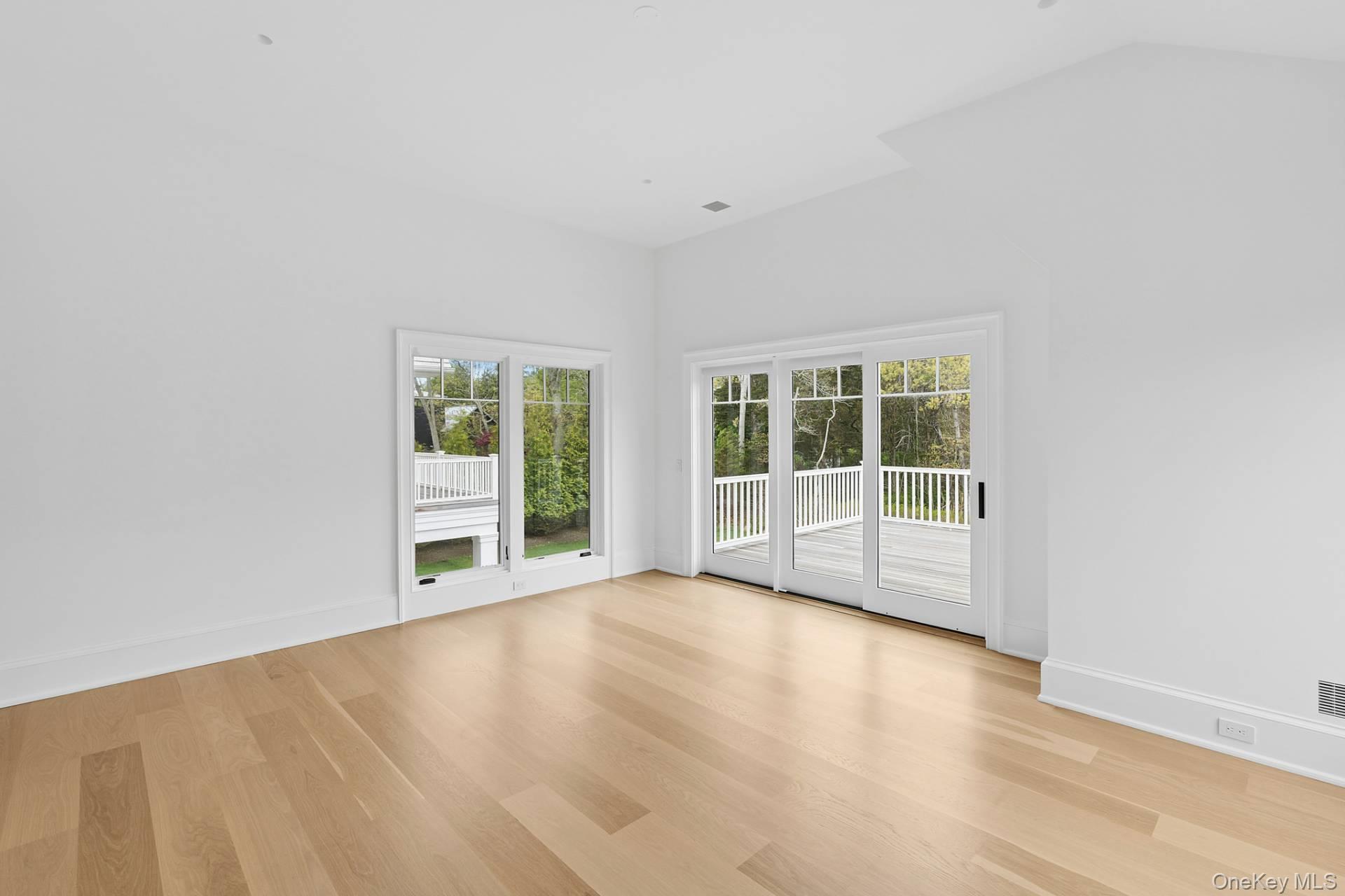 25 Fresh Pond Road – For Rent photo 17