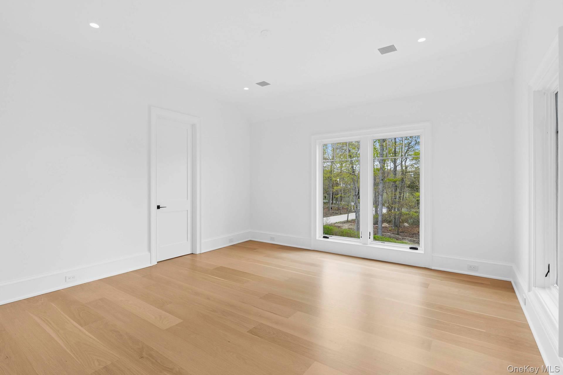 25 Fresh Pond Road – For Rent photo 25