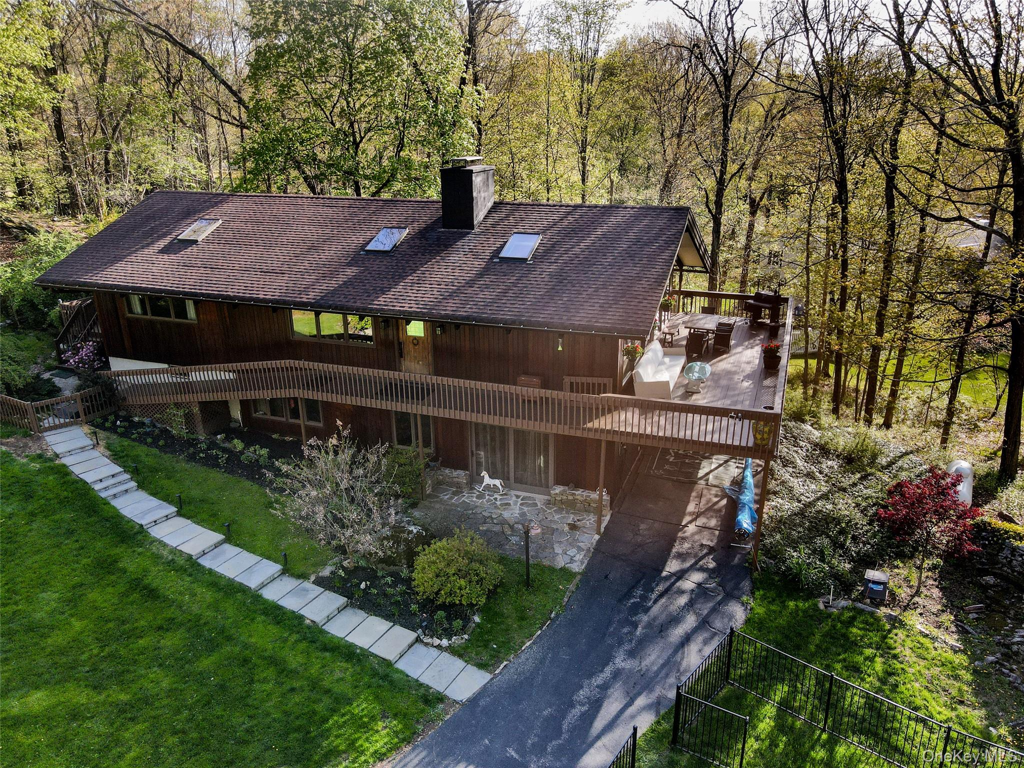380 Long Ridge Road – For Sale photo 46