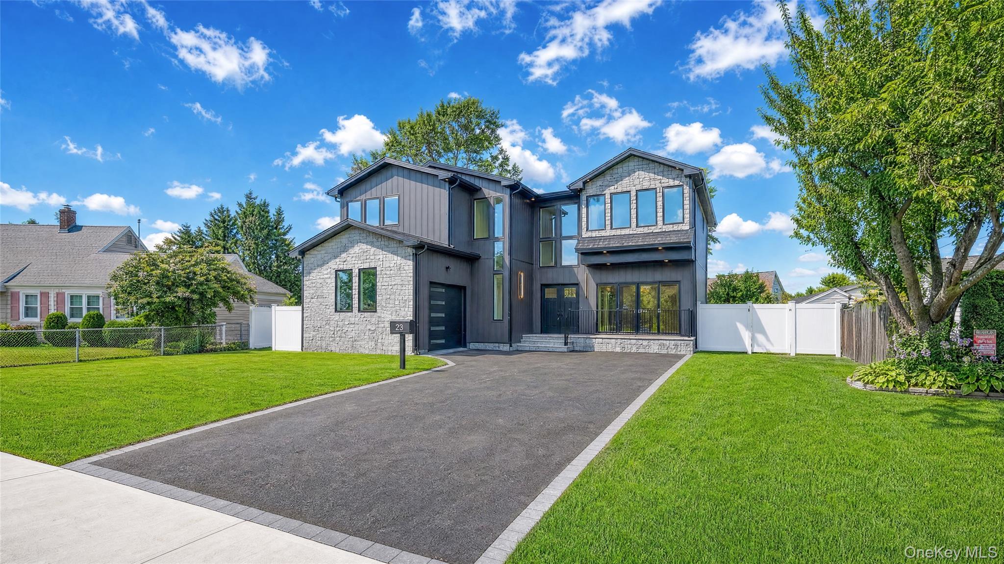23 Harrow Lane – For Sale