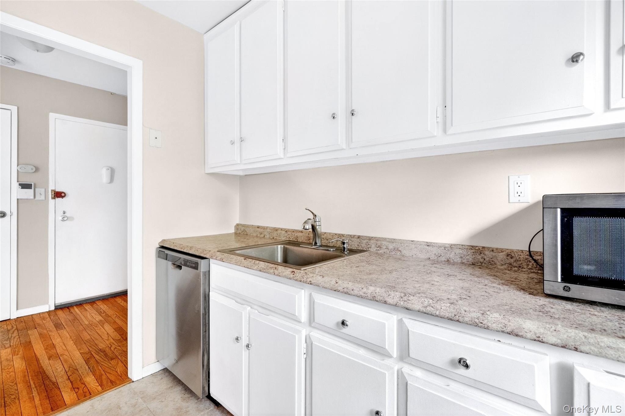 160 Centre Avenue, Unit 3M photo 13