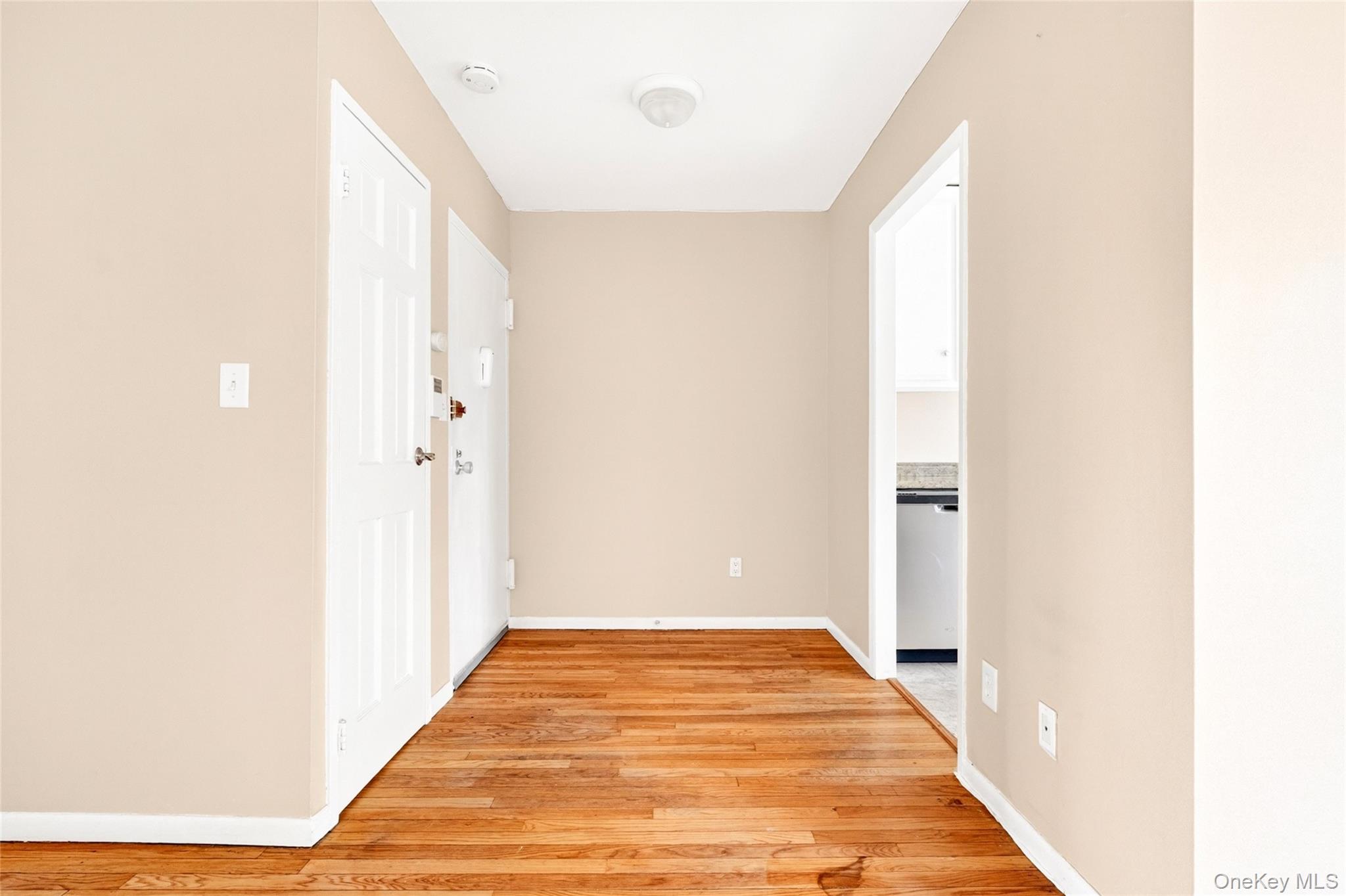 160 Centre Avenue, Unit 3M photo 9