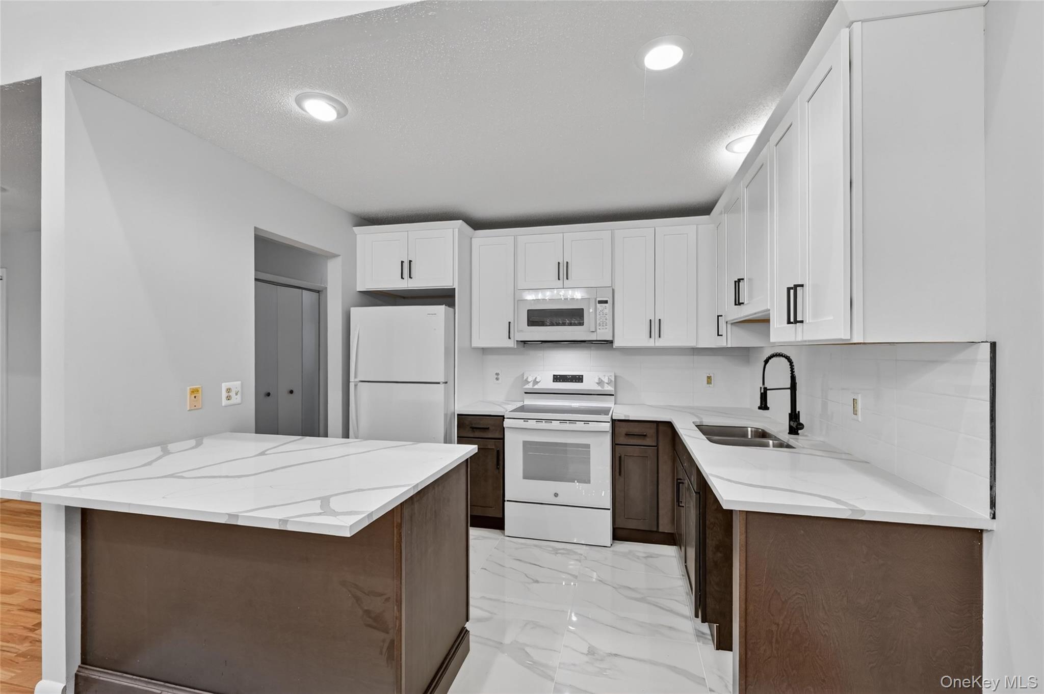 6 Summit Place – For Sale photo 11