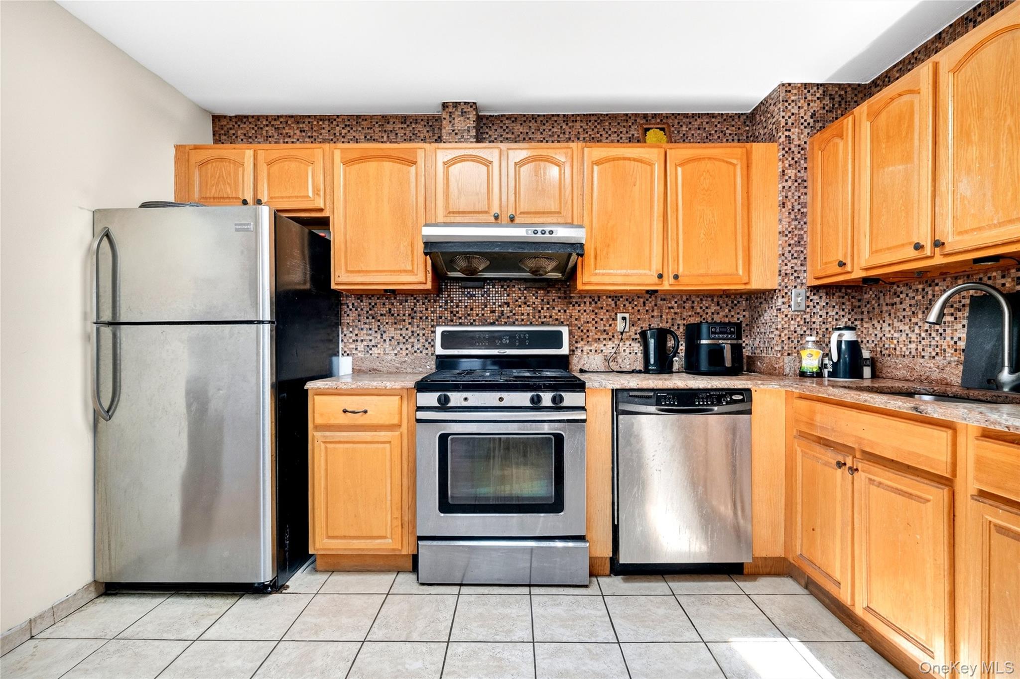 119-23 7th Avenue – For Sale photo 22