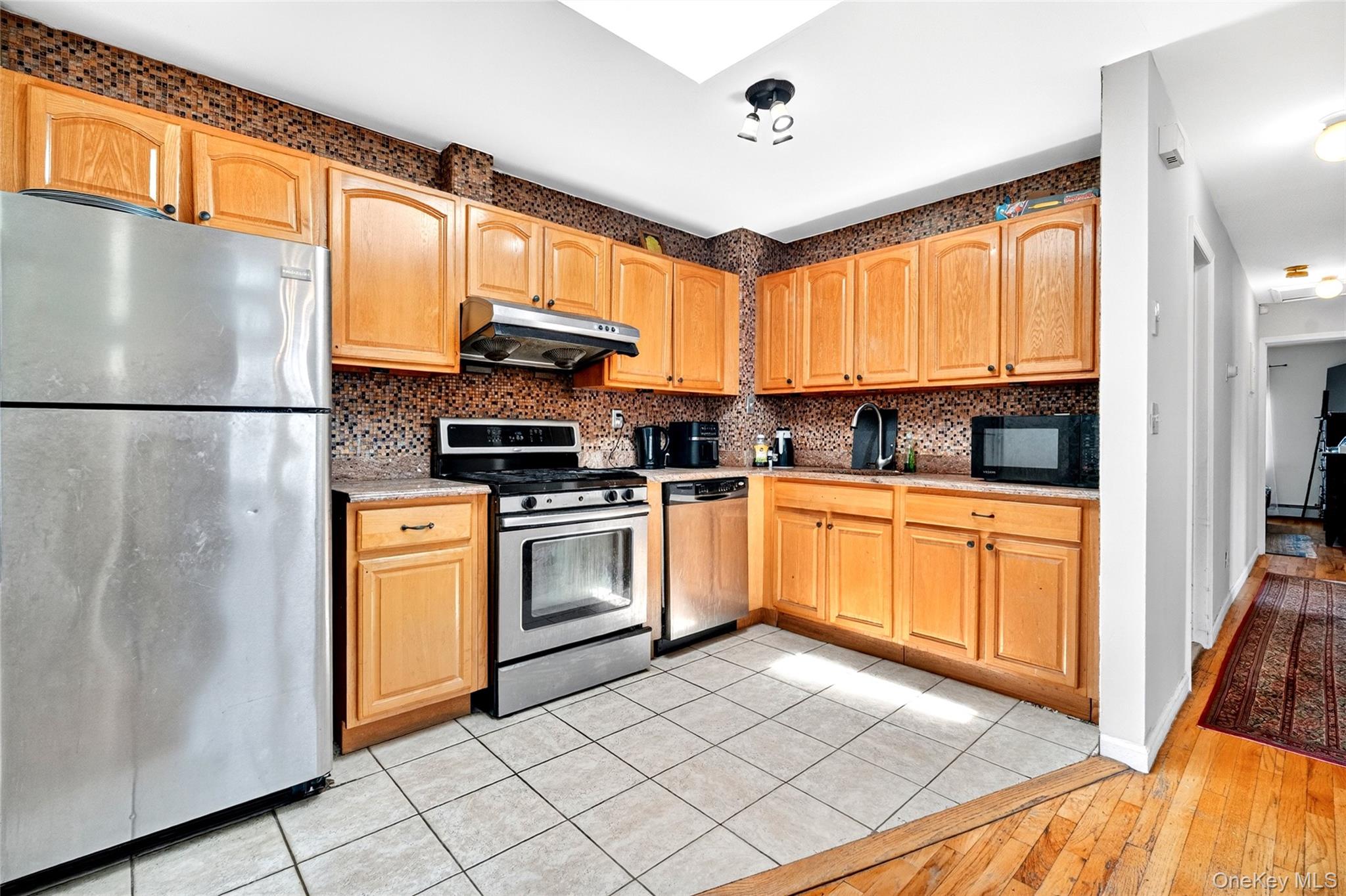 119-23 7th Avenue – For Sale photo 23