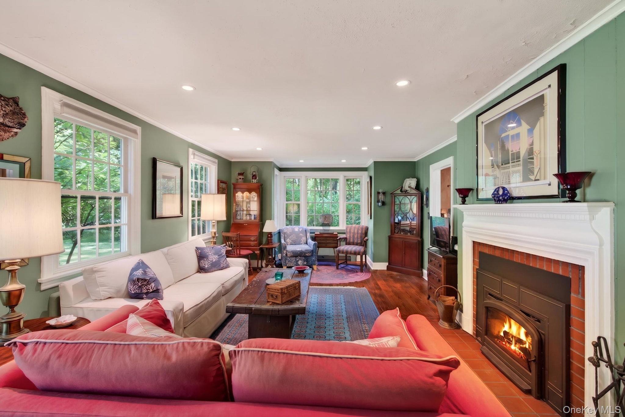 18 Playhouse Lane – For Sale photo 6