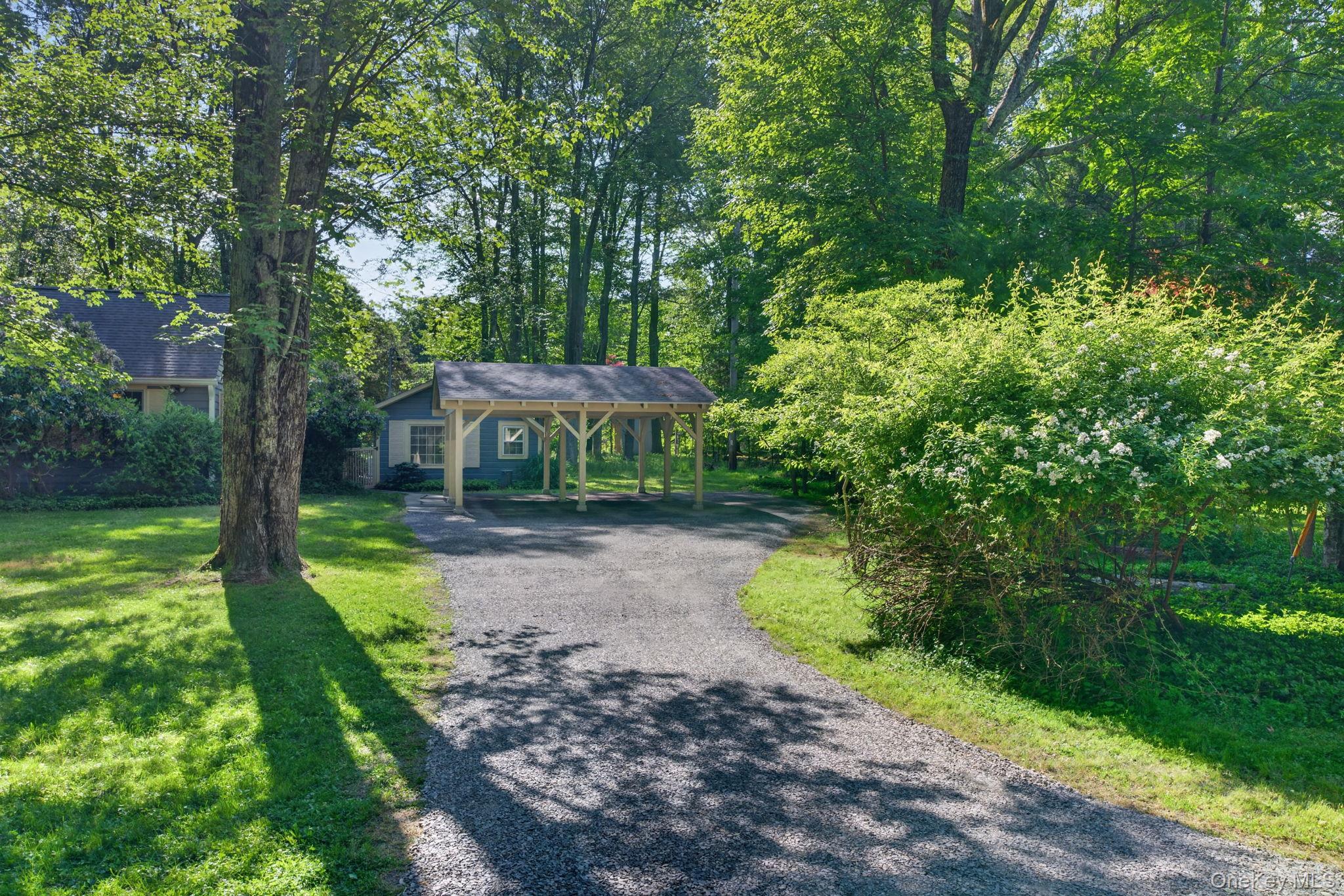 18 Playhouse Lane – For Sale photo 37