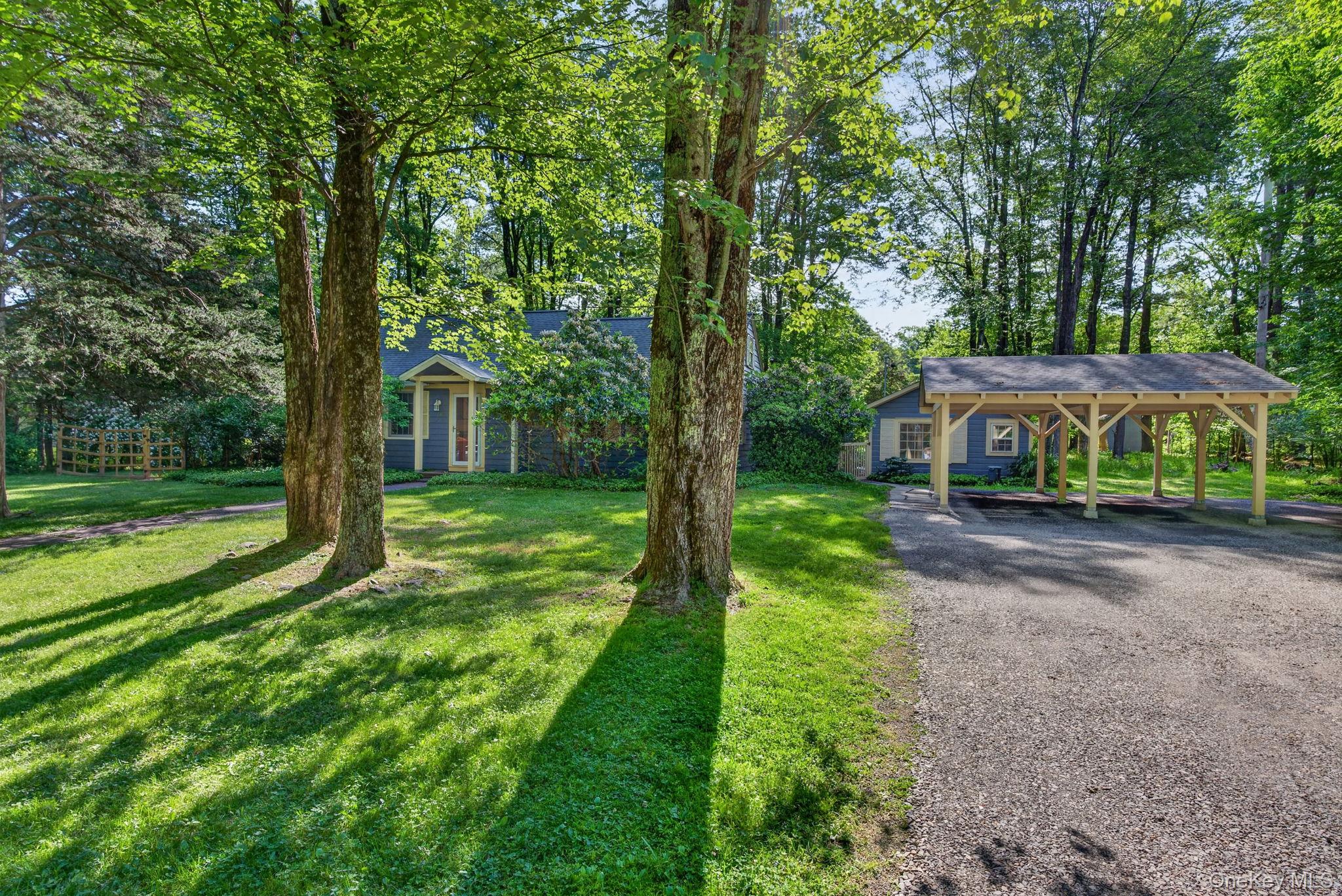 18 Playhouse Lane – For Sale photo 36