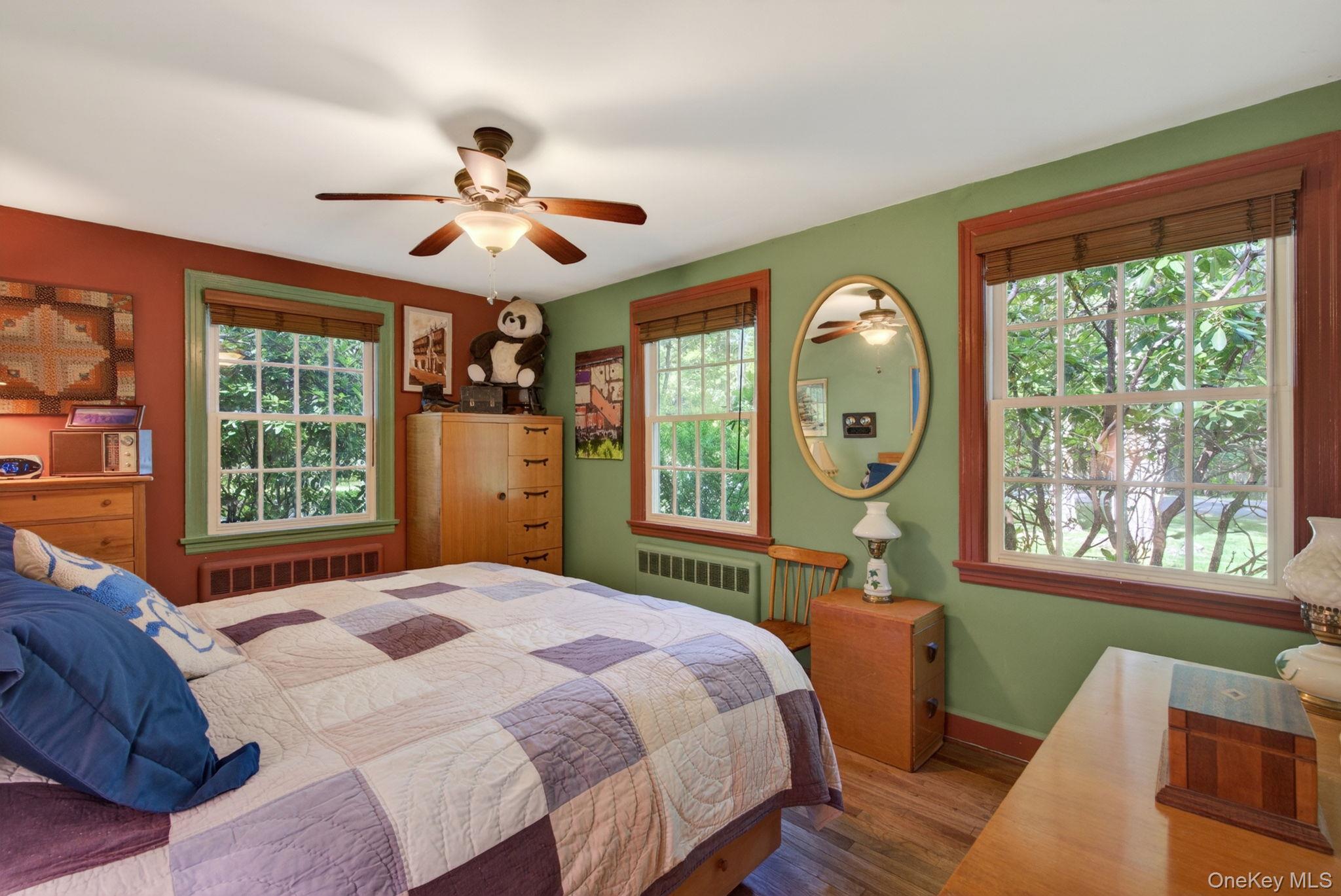 18 Playhouse Lane – For Sale photo 14