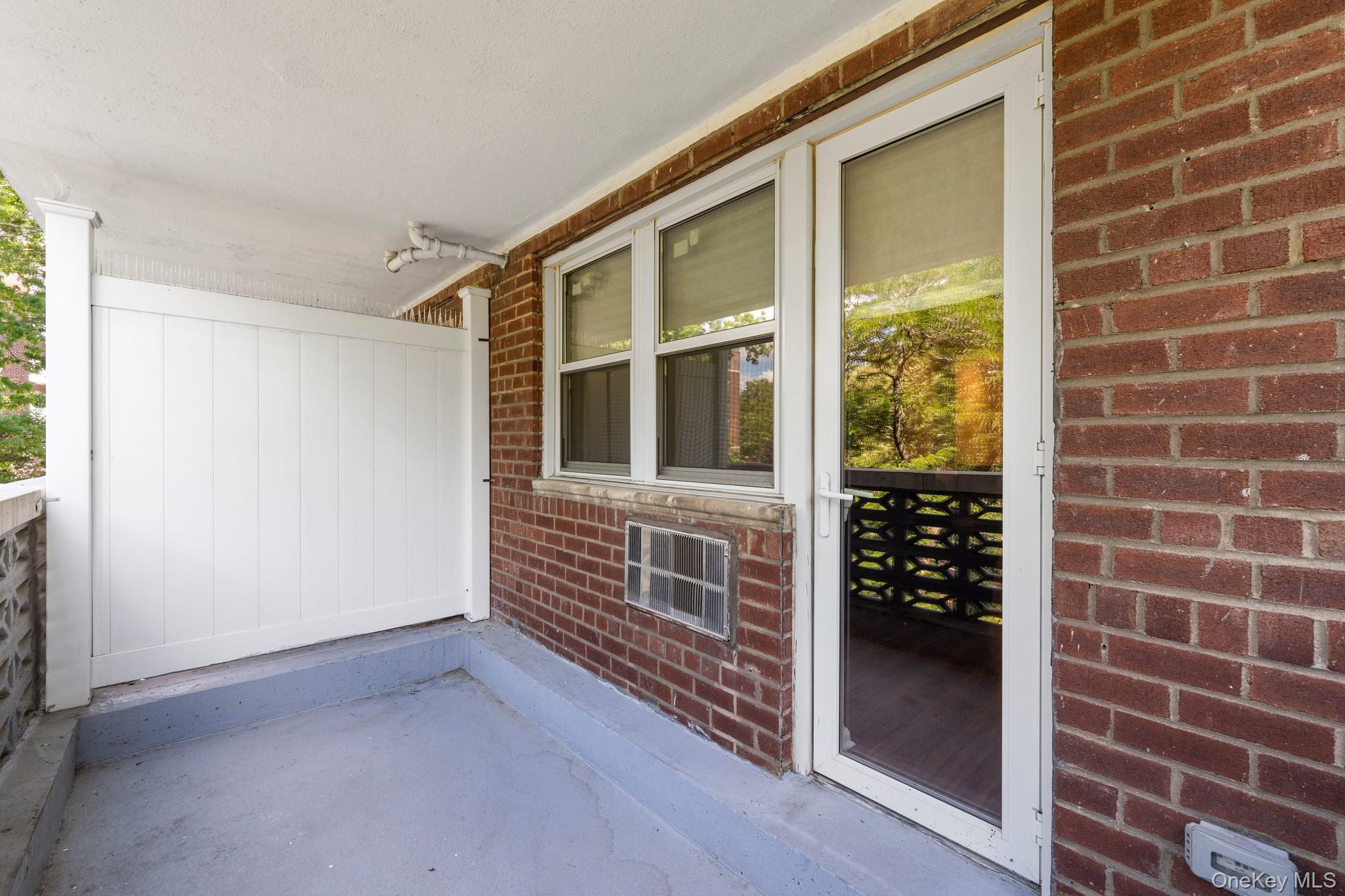 85-10 151 Avenue, Unit 2D photo 43