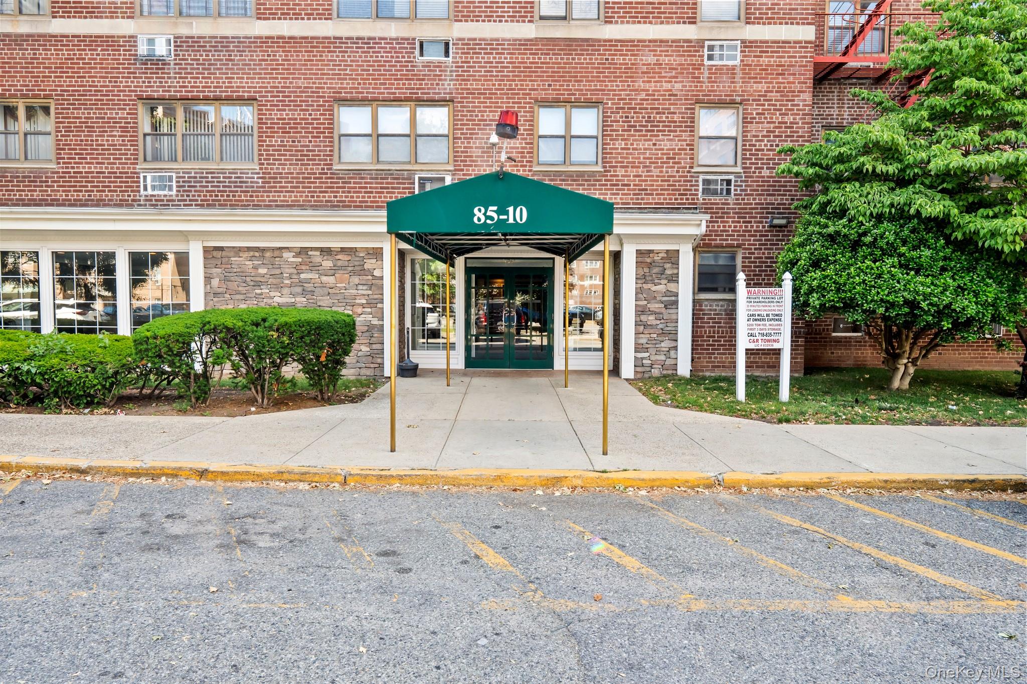 85-10 151 Avenue, Unit 2D photo 5