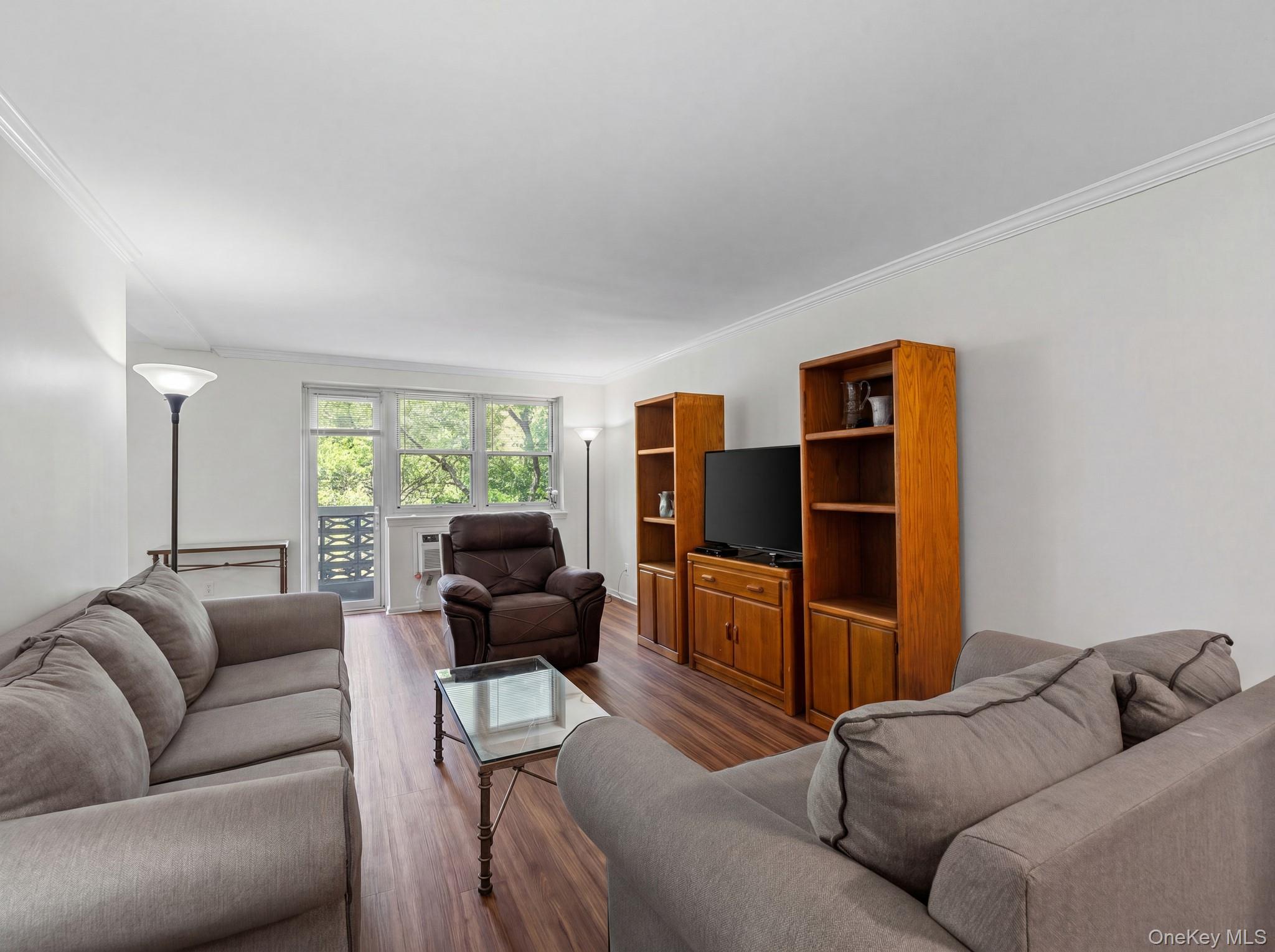 85-10 151 Avenue, Unit 2D photo 21