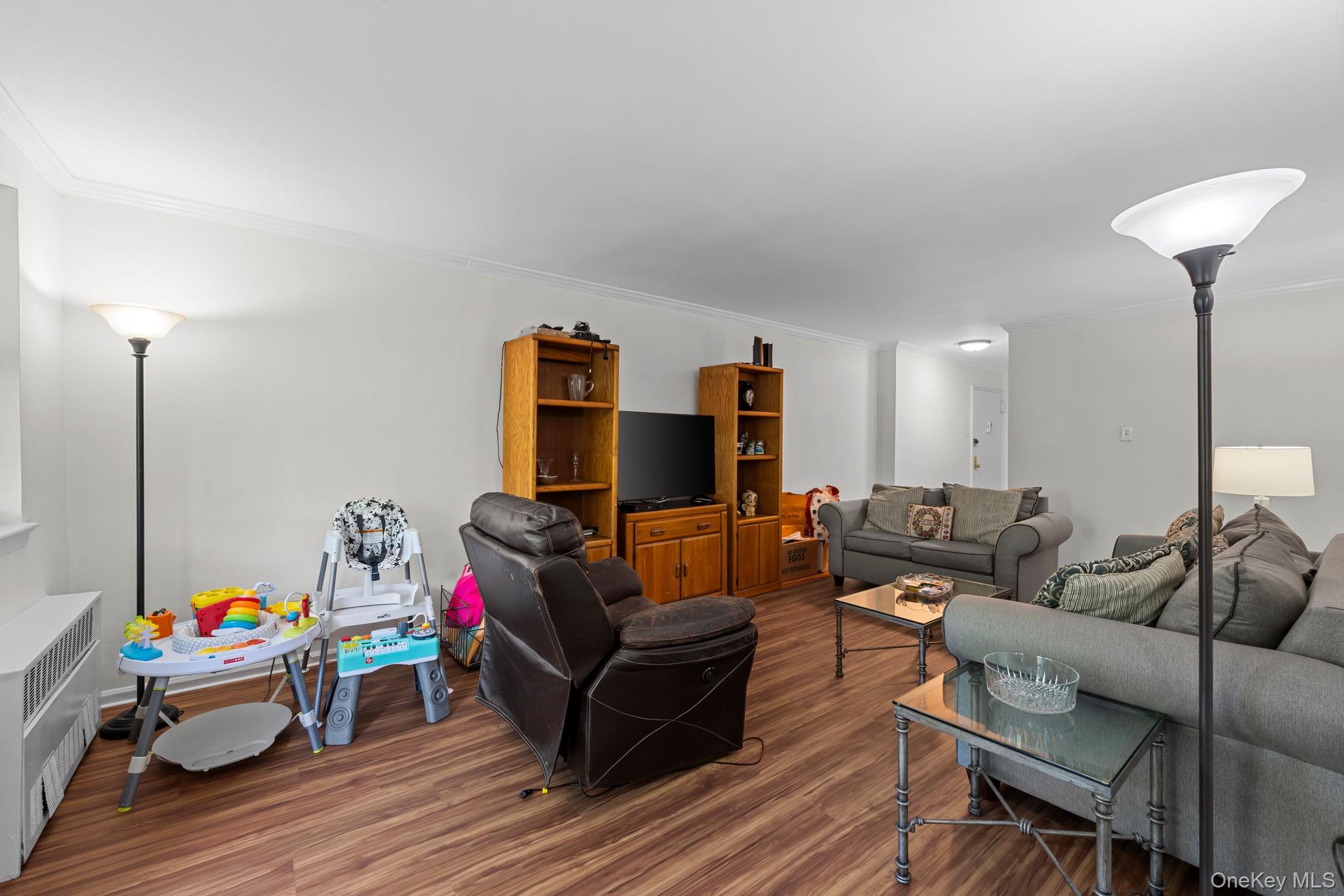 85-10 151 Avenue, Unit 2D photo 25