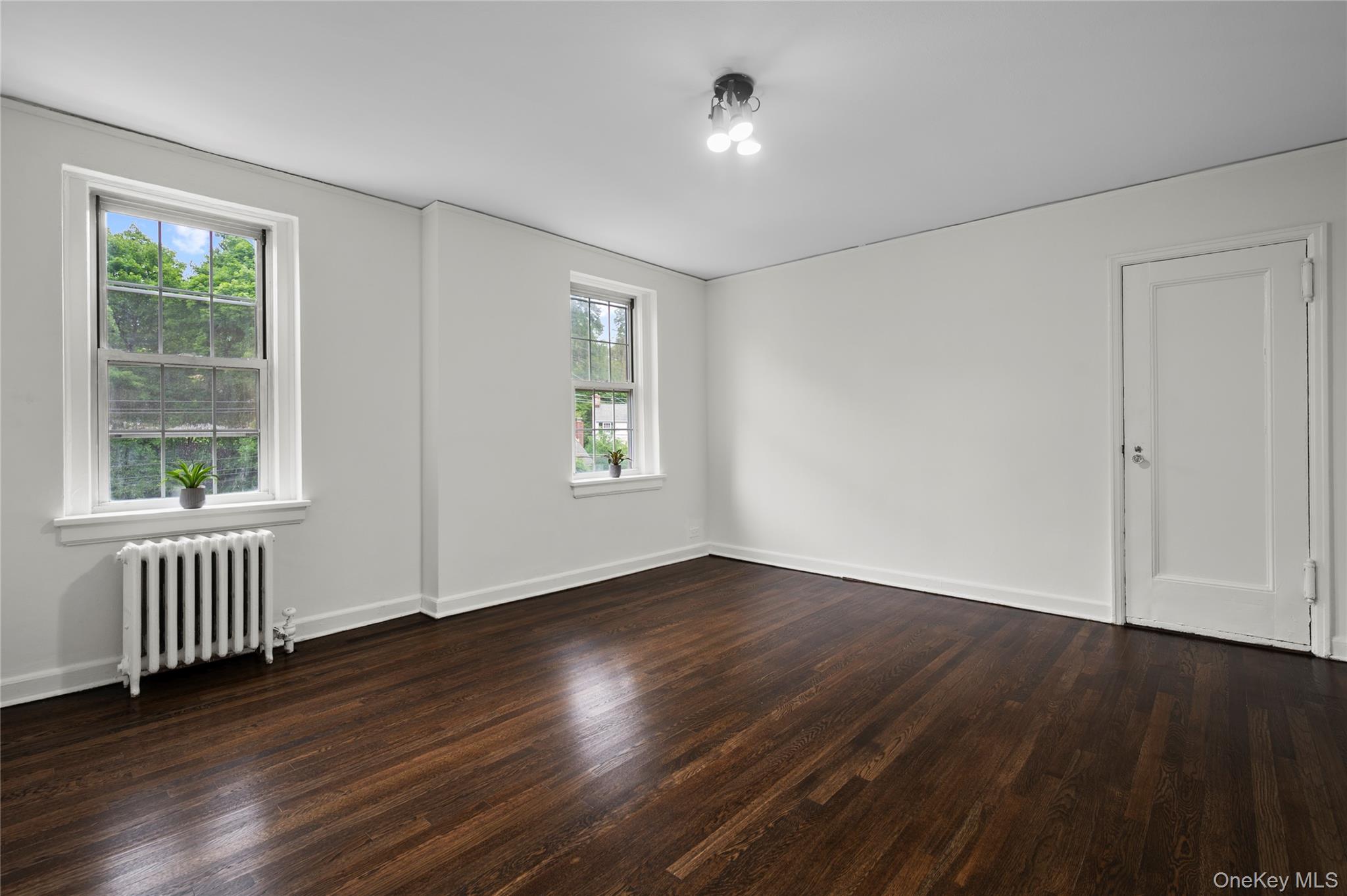 270 Bronxville Road, Unit B52 photo 12