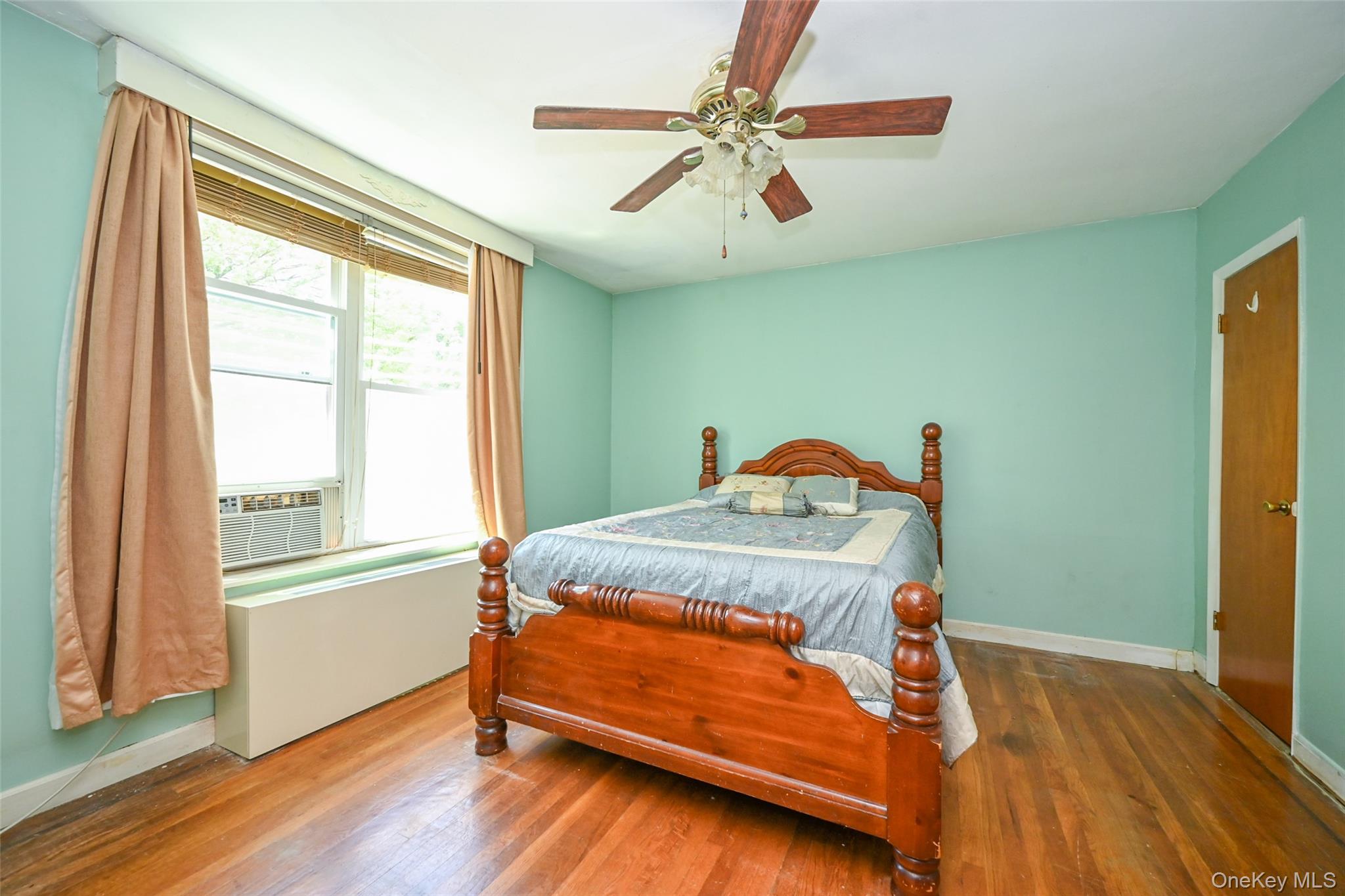 6953 73rd Place – For Sale photo 17
