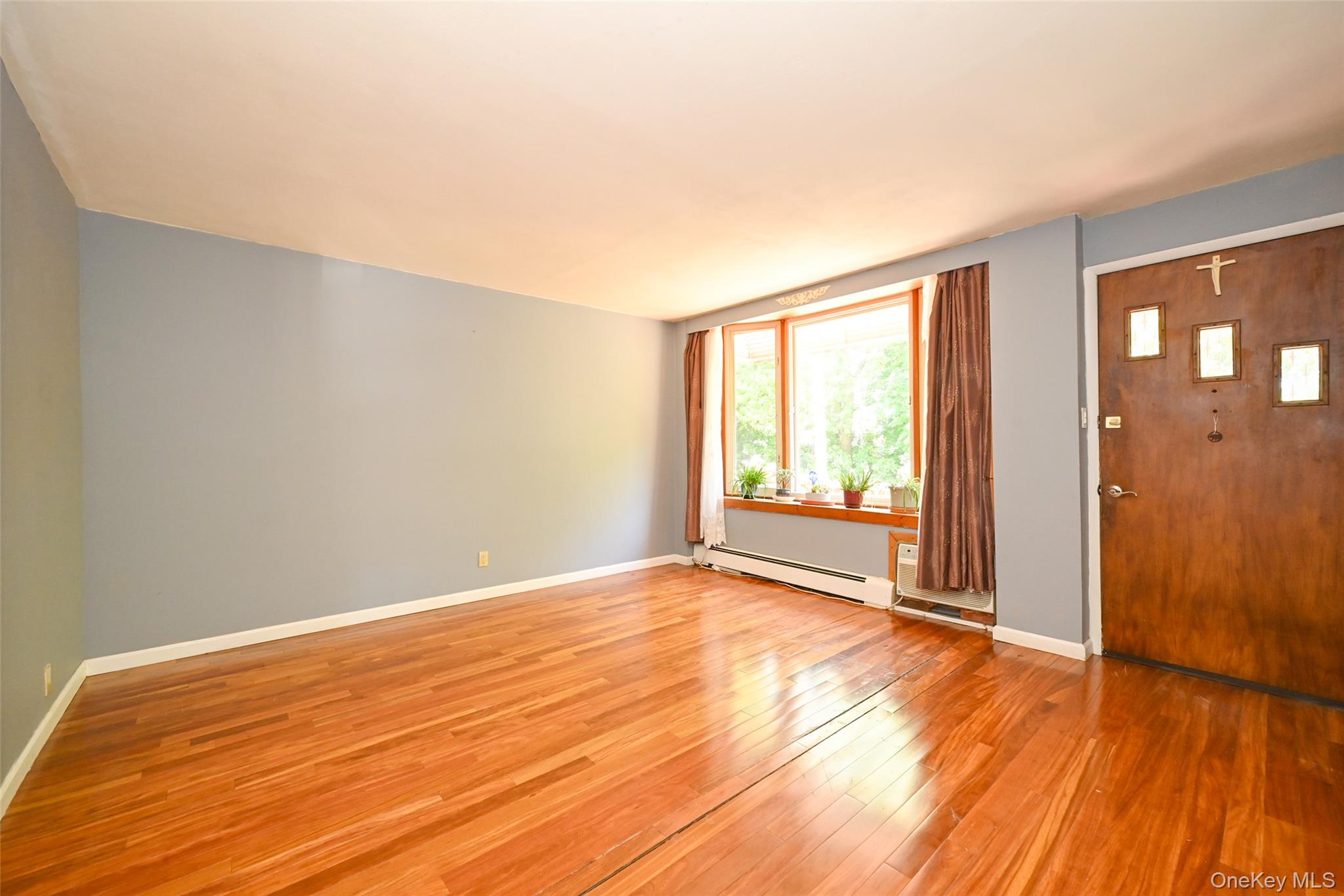 6953 73rd Place – For Sale photo 5