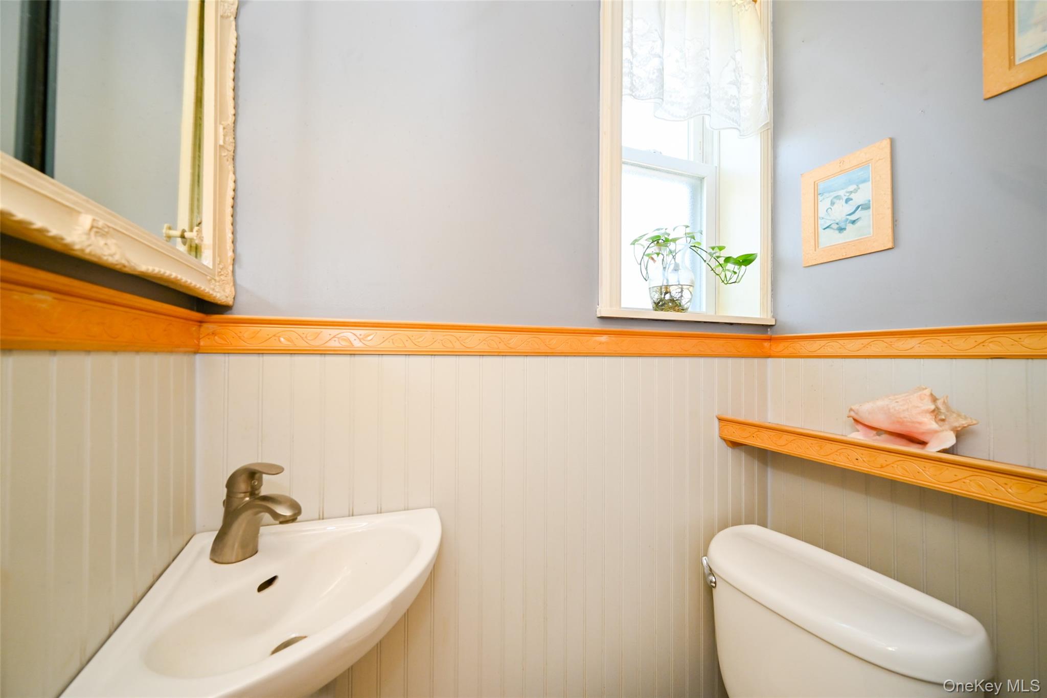 6953 73rd Place – For Sale photo 12