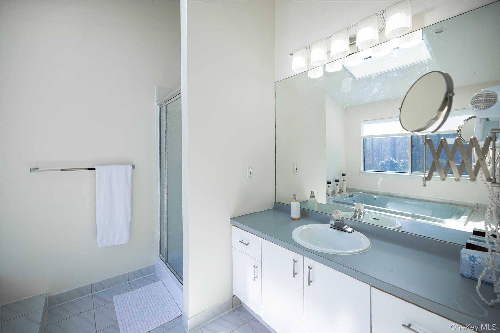 220 Pleasure Drive – For Sale photo 28