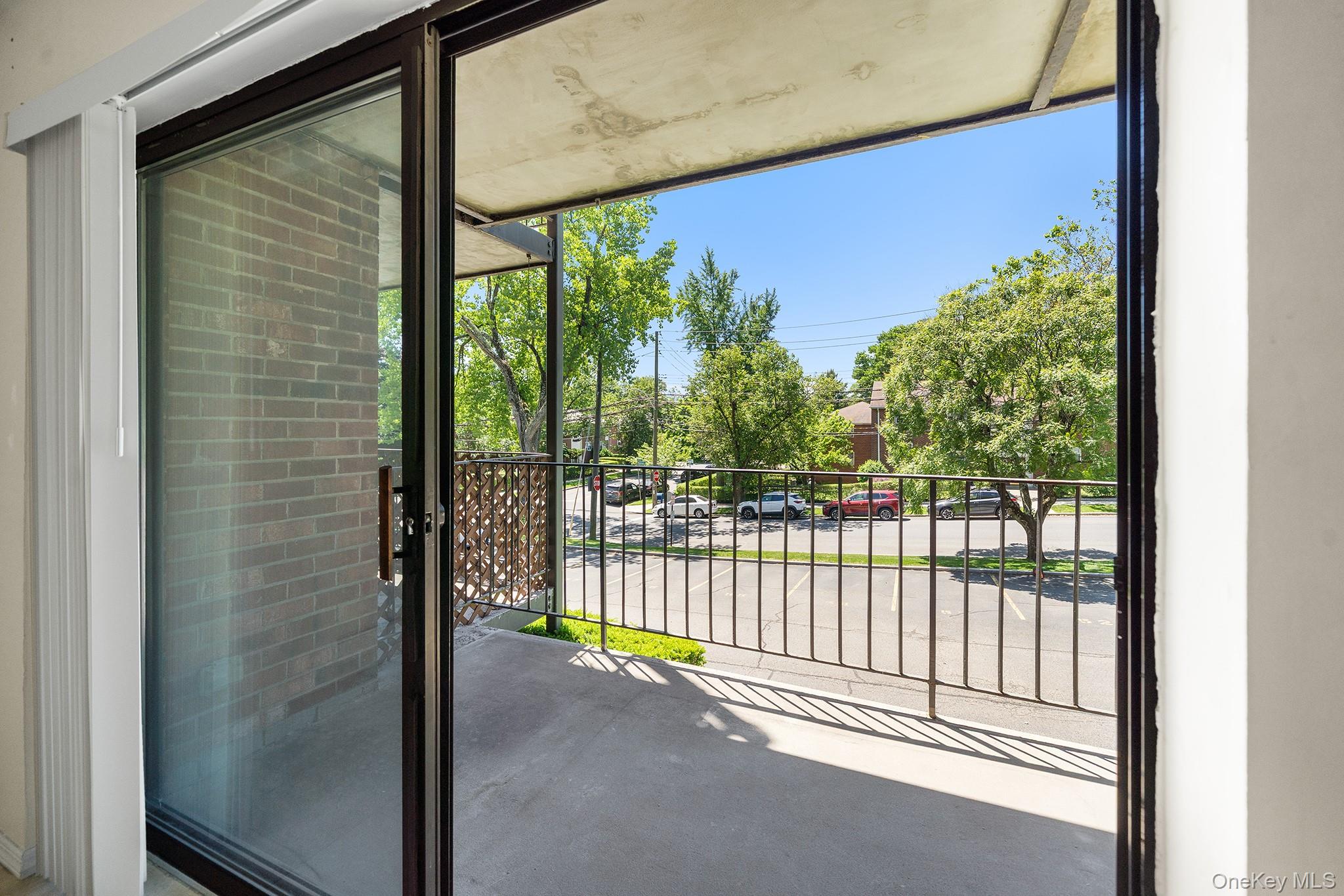 115 Dehaven Drive, Unit 105 photo 18