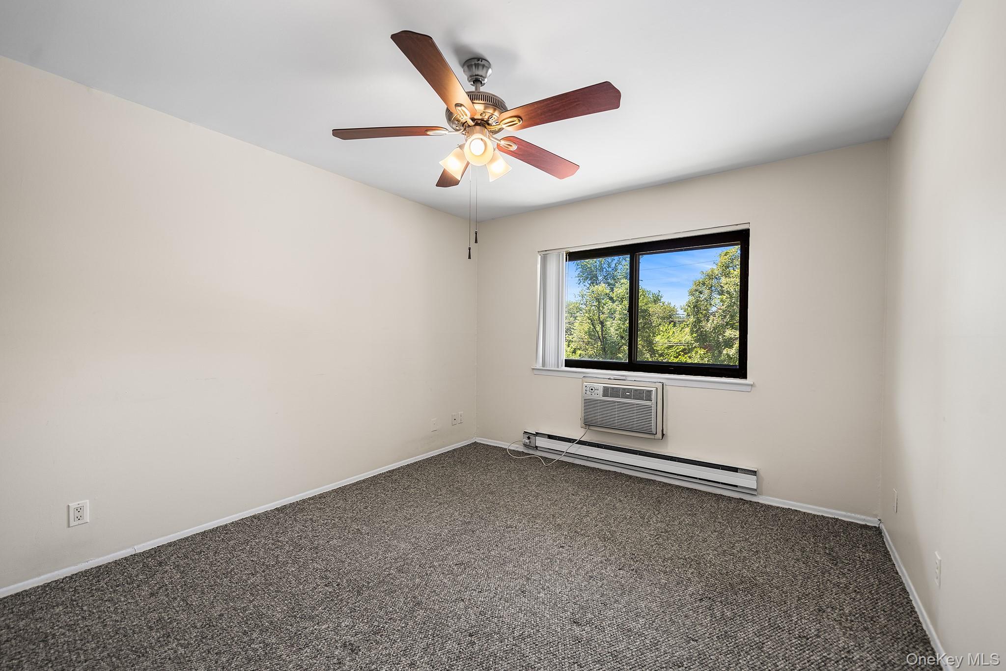 115 Dehaven Drive, Unit 105 photo 15