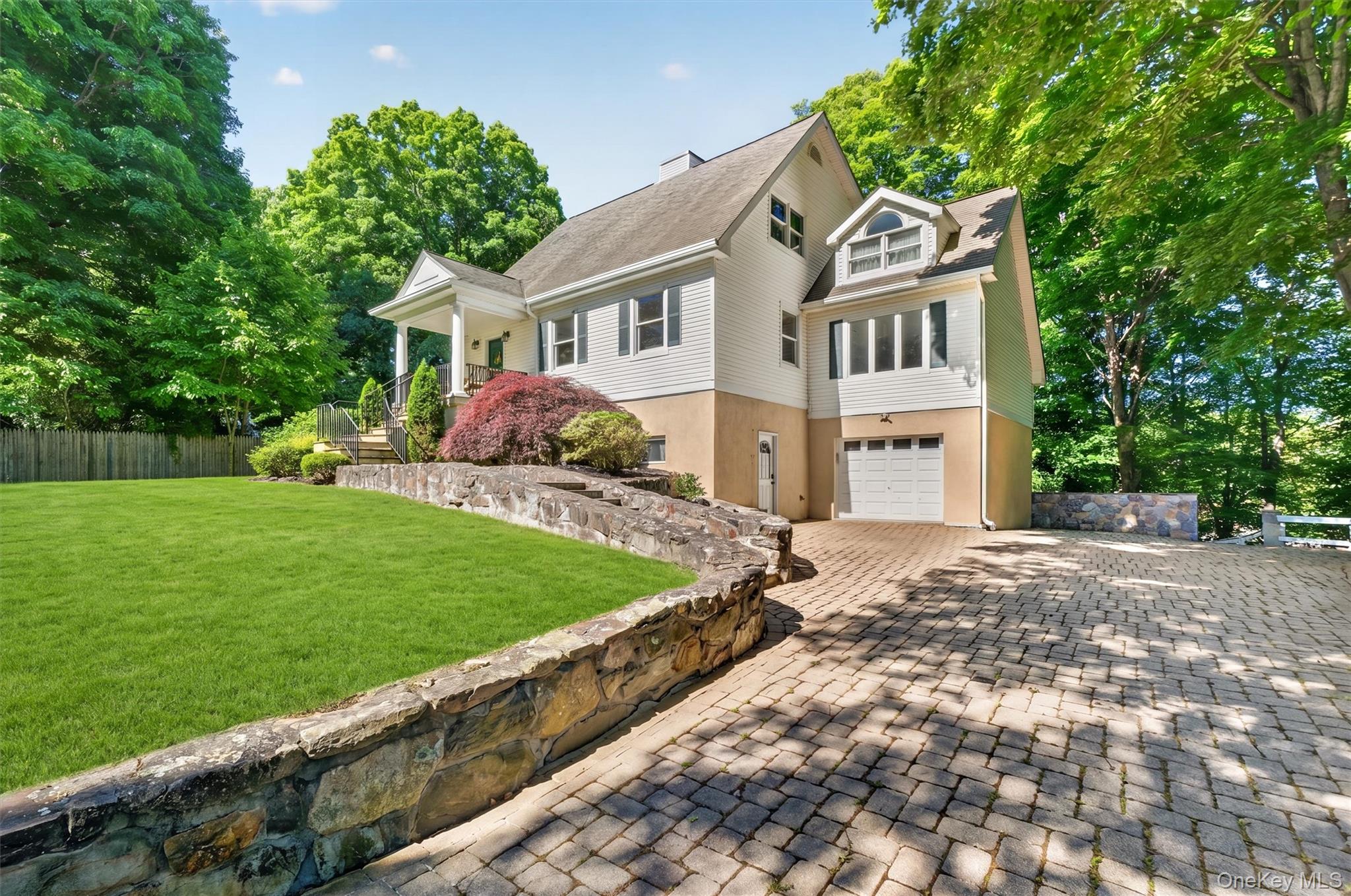11 Arbutus Street – For Sale