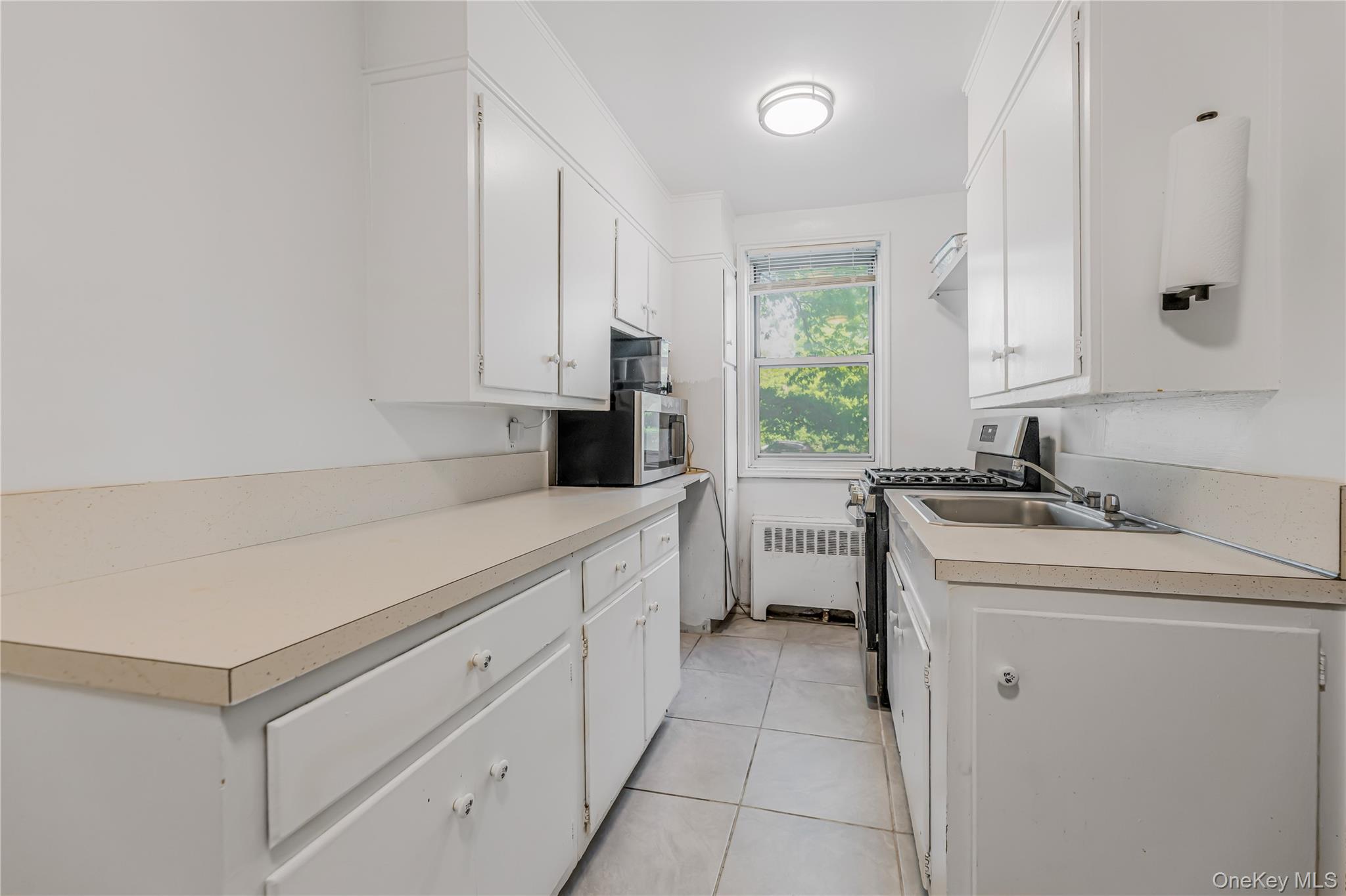 1234 Midland Avenue, Unit 1c photo 4